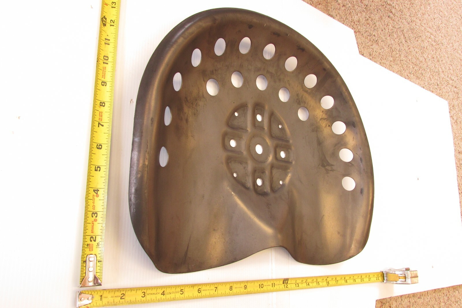 12  NEW OLD ANTIQUE STYLE HORSE DRAWN FARM MACHINE & TRACTOR METAL SEAT