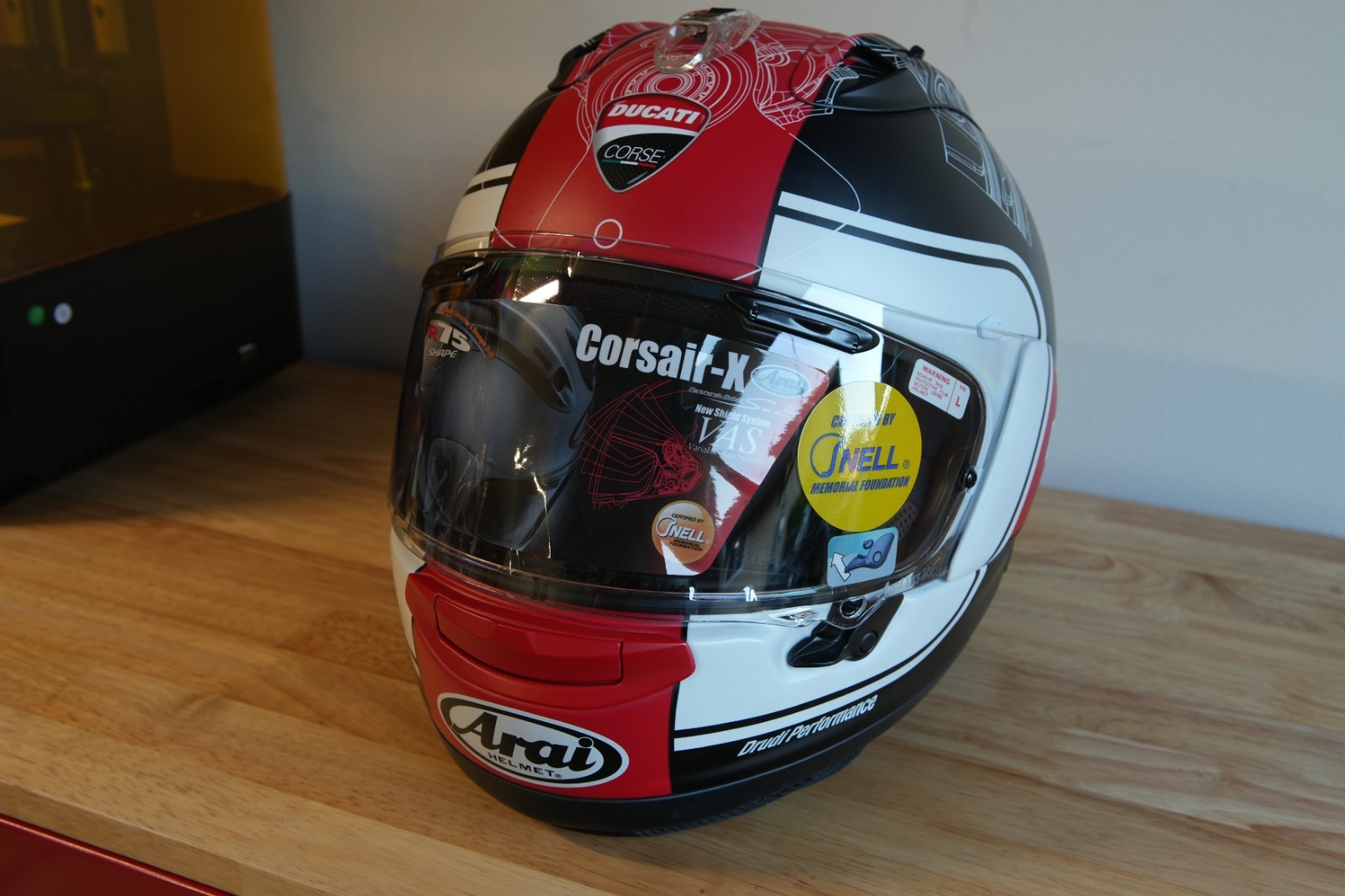 Arai RX-7X Ducati Corse フルフェイスヘルメット Arai RX-7X Ducati Corse フルフェイスヘルメット Ducati Corse