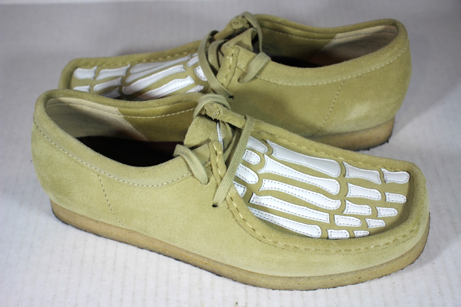 Clarks x Vandy The Pink Skeleton Wallabees Mens 10 RARE