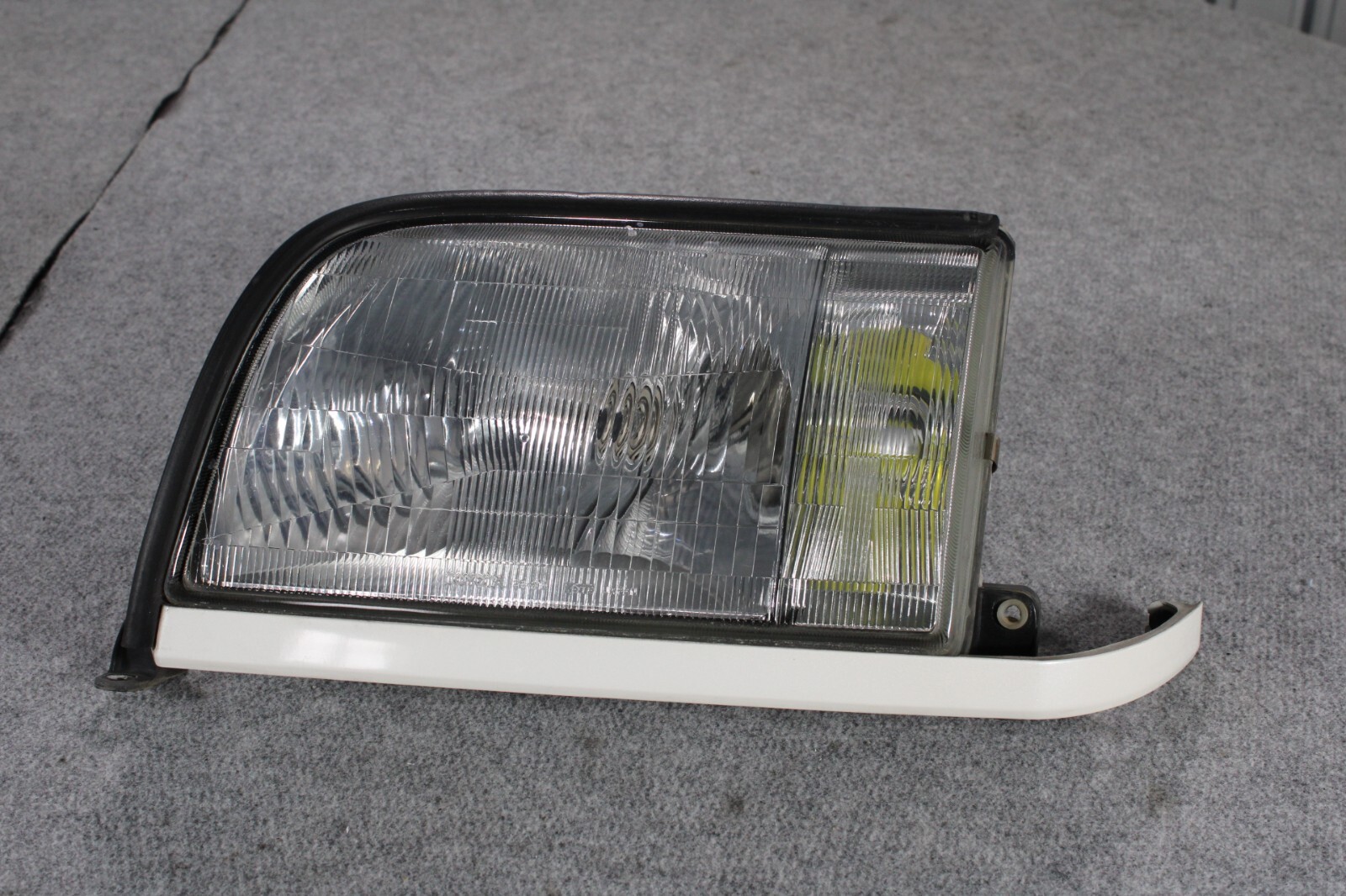【ヤマ】フロント 1995-2001 S150 CROWN MAJESTA JZS155 TOYOTA OEM JDM RHD HEAD