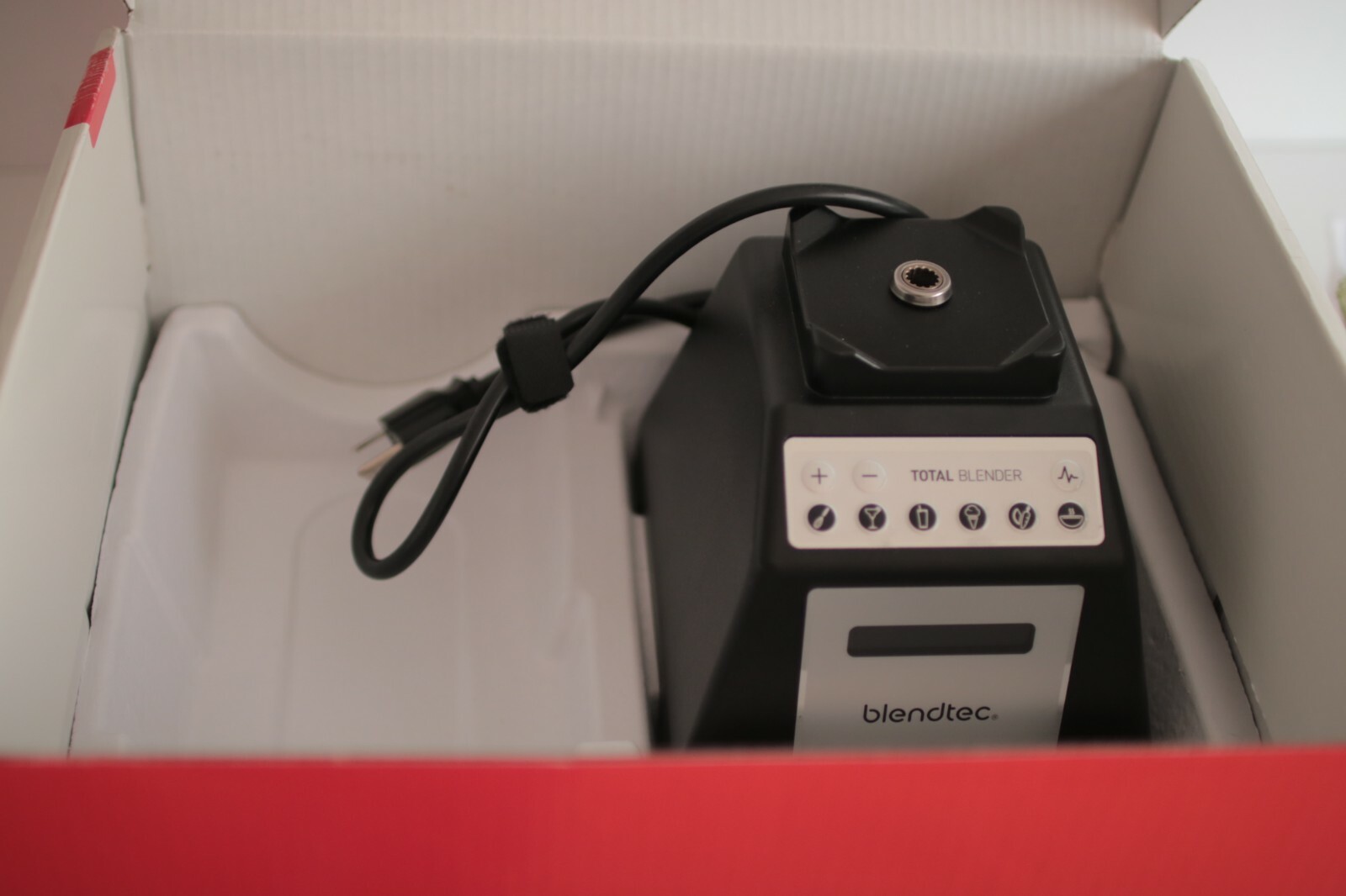 Blendtec Total Classic Original Blender with Wildside+ Jar 1560 Watts