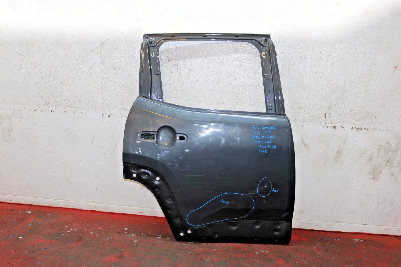 2015 2023 JEEP RENEGADE RIGHT SIDE REAR DOOR OEM