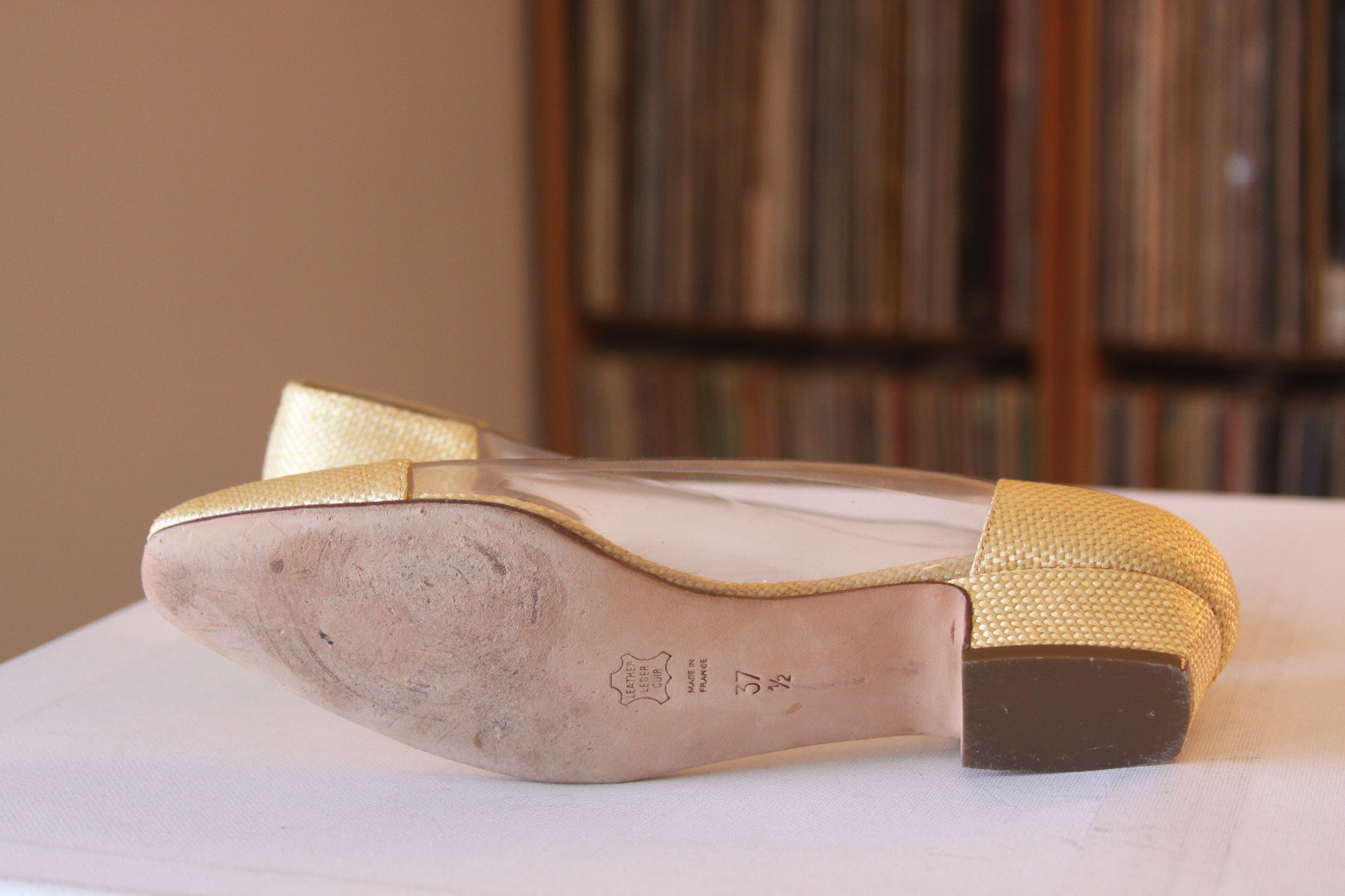 Rene Mancini Paris Gold Fabric Acrylic Panels Heels Made In France Size  37 1/2