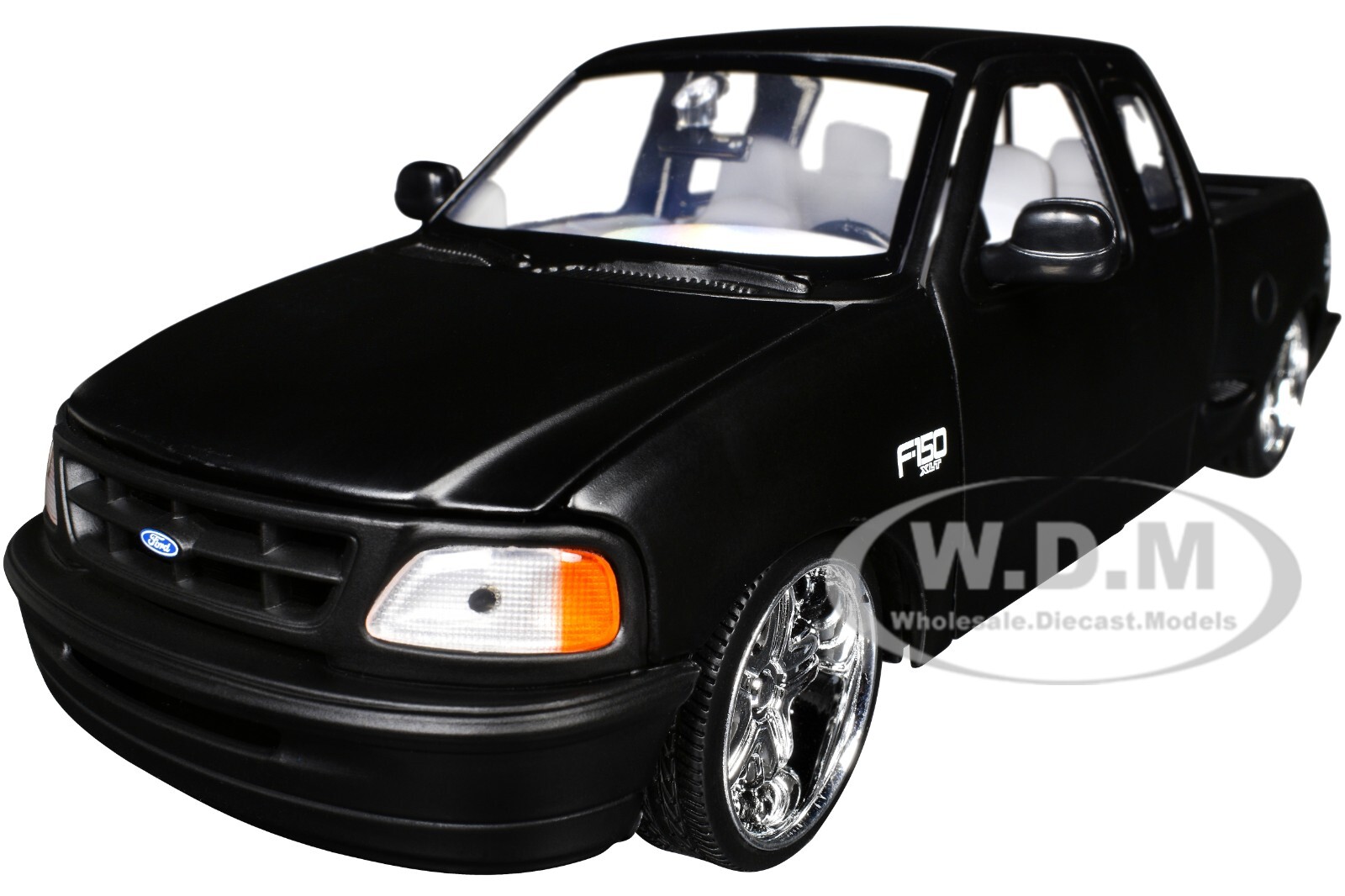 Motormax Ford F 150 Flareside Super Cab 1/24 Scale Diecast