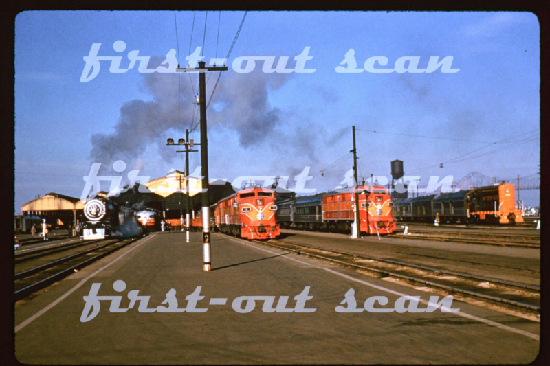 R DUPLICATE SLIDE - Southern Pacific SP Daylight PA Passenger Line-up SF CA