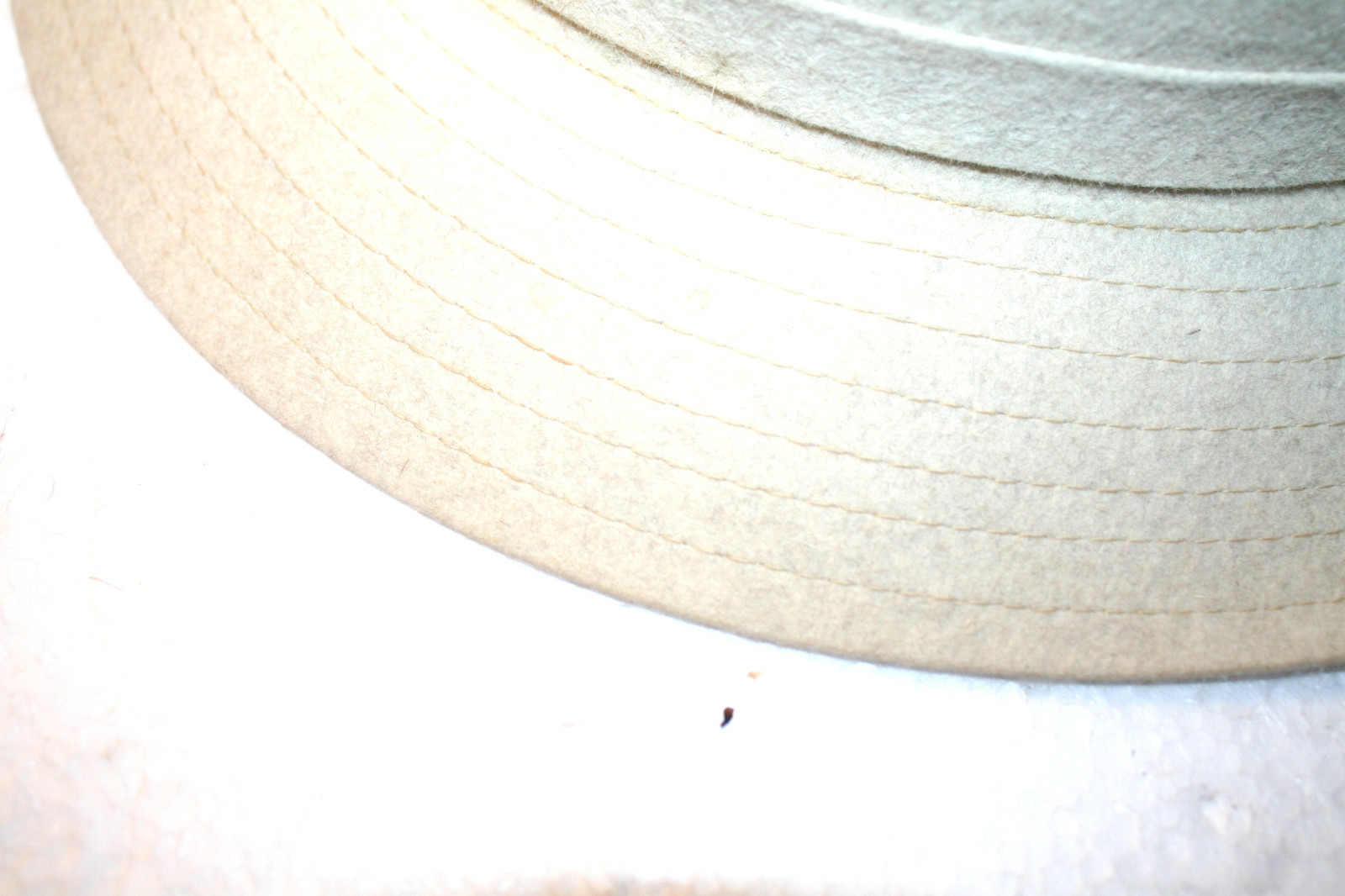 VINTAGE RARE RESISTOL FEDORA C25 GARRETT MODEL 133 OATMEAL COLOR 6-7/8 1-7/8 RIM