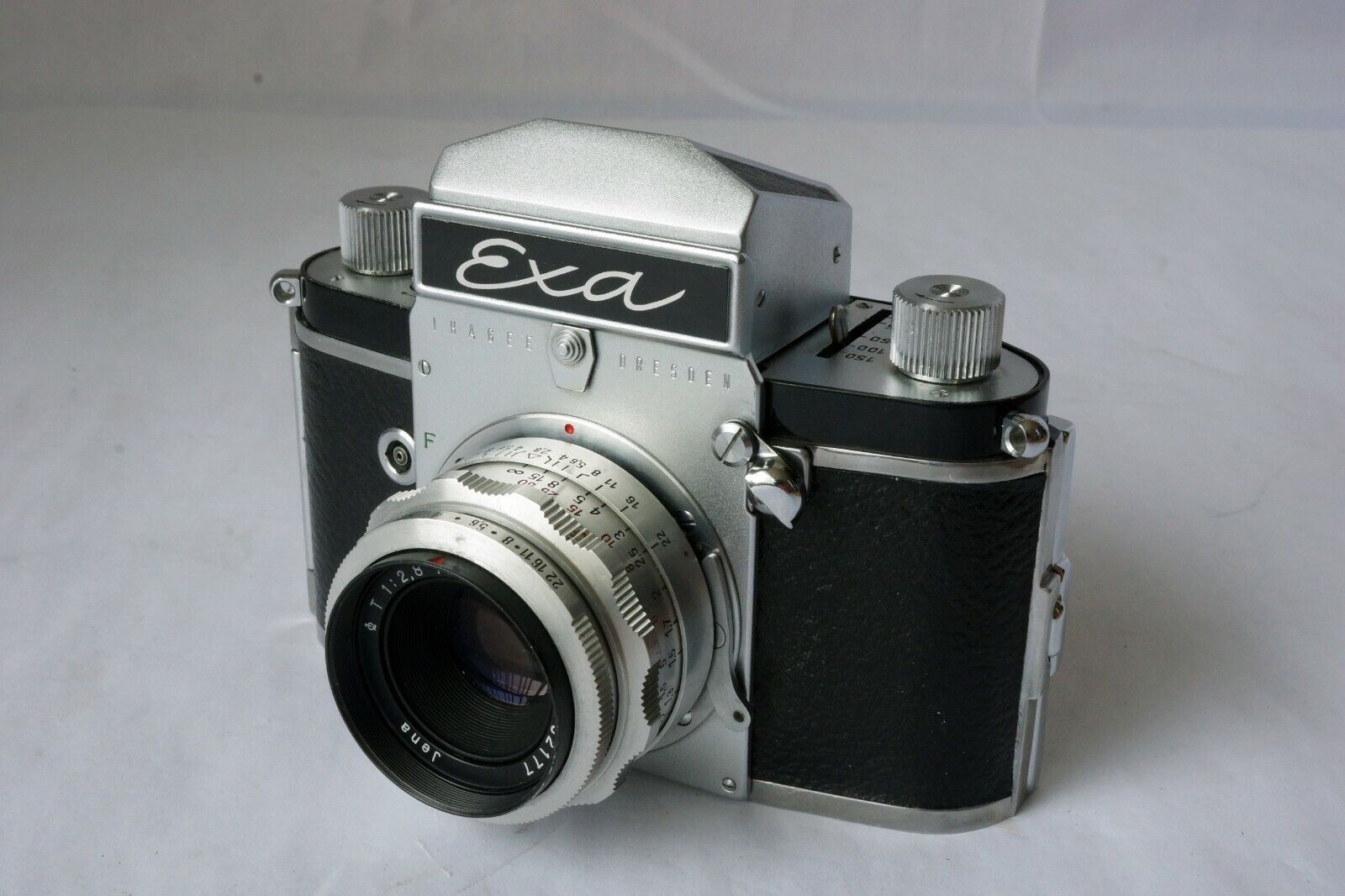 Ihagee Dresden Exa Version 6 Camera with Carl Zeiss Jena 2.8 Ihagee Dresden Exa Version 6 Camera with Carl Zeiss Jena 2.8