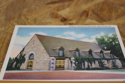 Postcard-A-Museum, Rock Island, Ill.-White Border-Unposted