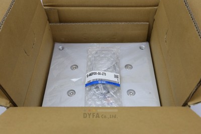 SMC MGF Compact Guide Cylinder  NIB 10-MGF100-50-Z73 CYL-SQU-I-372=8A12