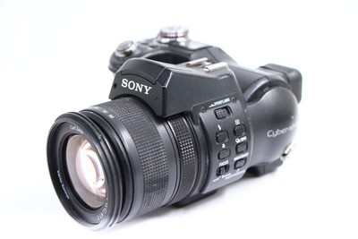 SONY CYBER SHOT DSC-F828 DIGITAL STILL CAMERA Super HAD CCD WORKS FREE SHIPPING