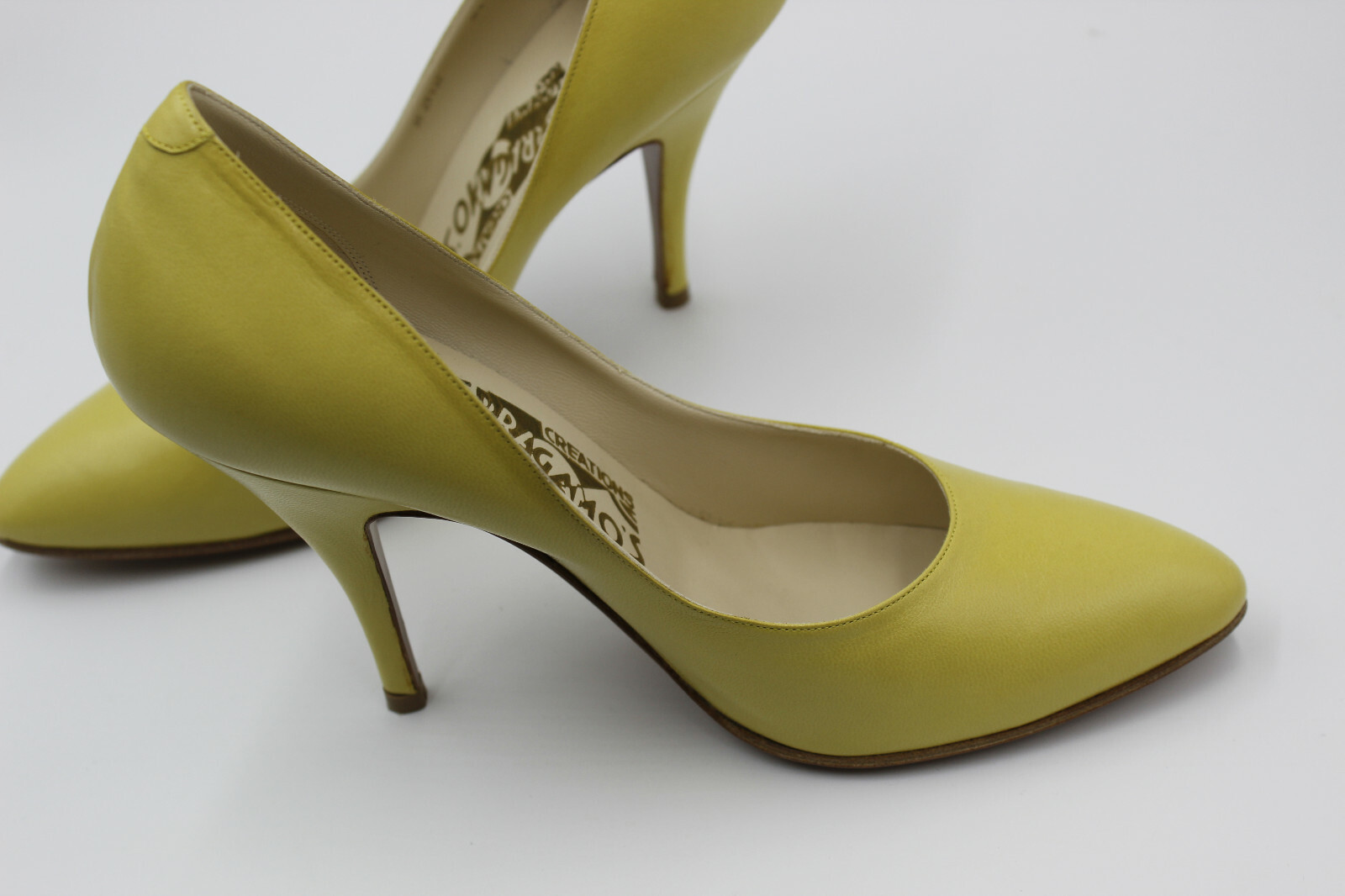 Pre-owned Ferragamo Salvatore  Women's Chianti Limone Kid Limited Edition Heel Size 36m In Yellow