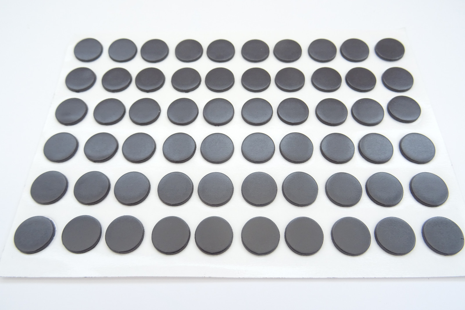Pack Of 60 Self Adhesive Circle Dots 12mm Memo