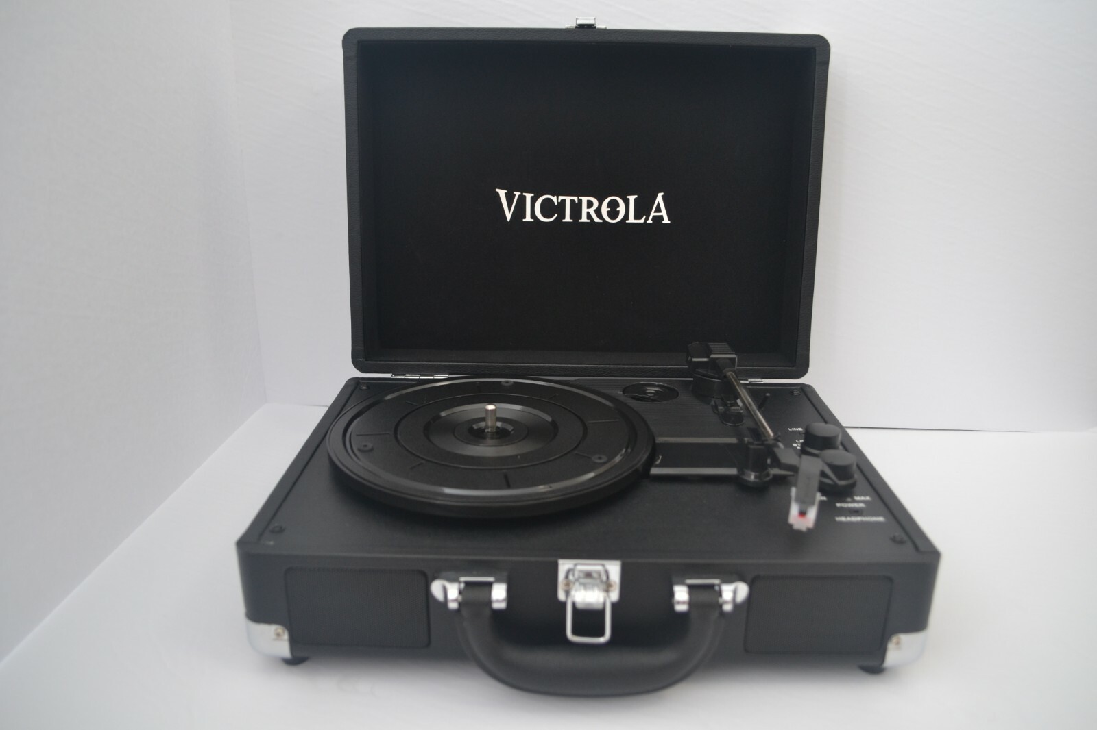 Victrola 3-Speed Suitcase Turntable with Bluetooth in Black