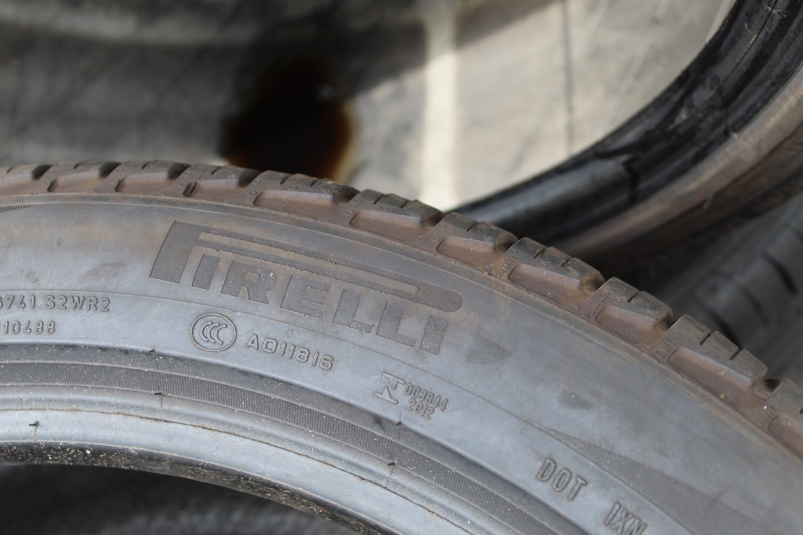 285 40 22 Pirelli, All Season, LR, 110Y, x1 Single Tyre 6.5mm (F1_tyres) L3641