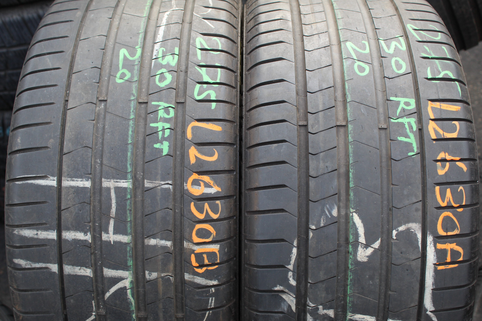 275 30 20 Pirelli, RunFlat, XL, MOE, 97Y, x2 A Pair 6.0mm (F1_tyres) L2630