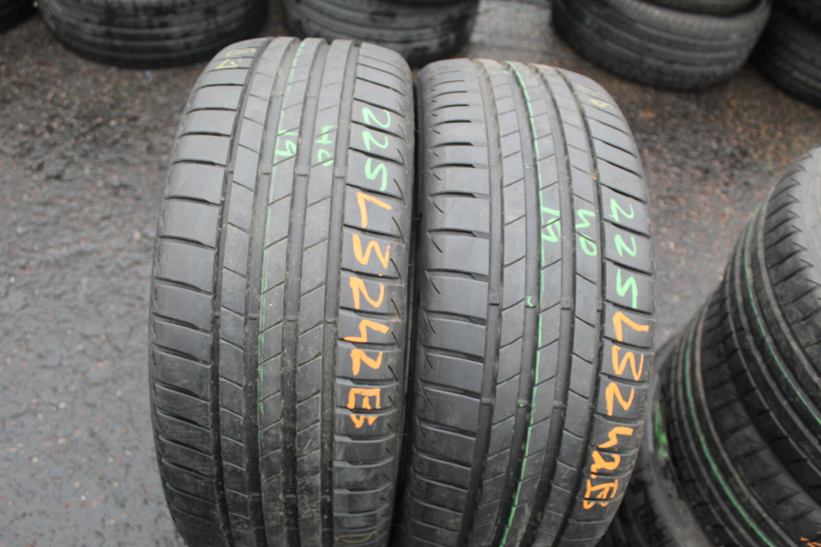 225 40 19 Bridgestone, Turanza T005, MO, 93W, x2 A Pair 7.0mm (F1_tyres) L3242