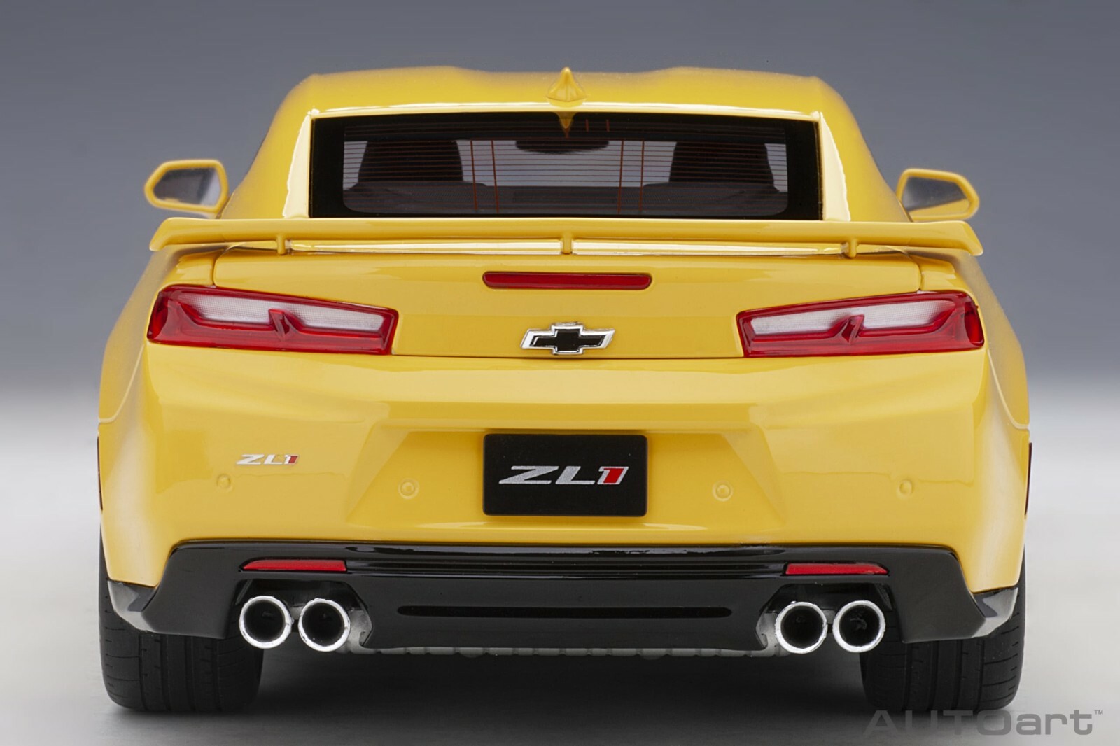 Chevrolet Camaro zl1 2017 Р¶С‘Р»С‚С‹Р№