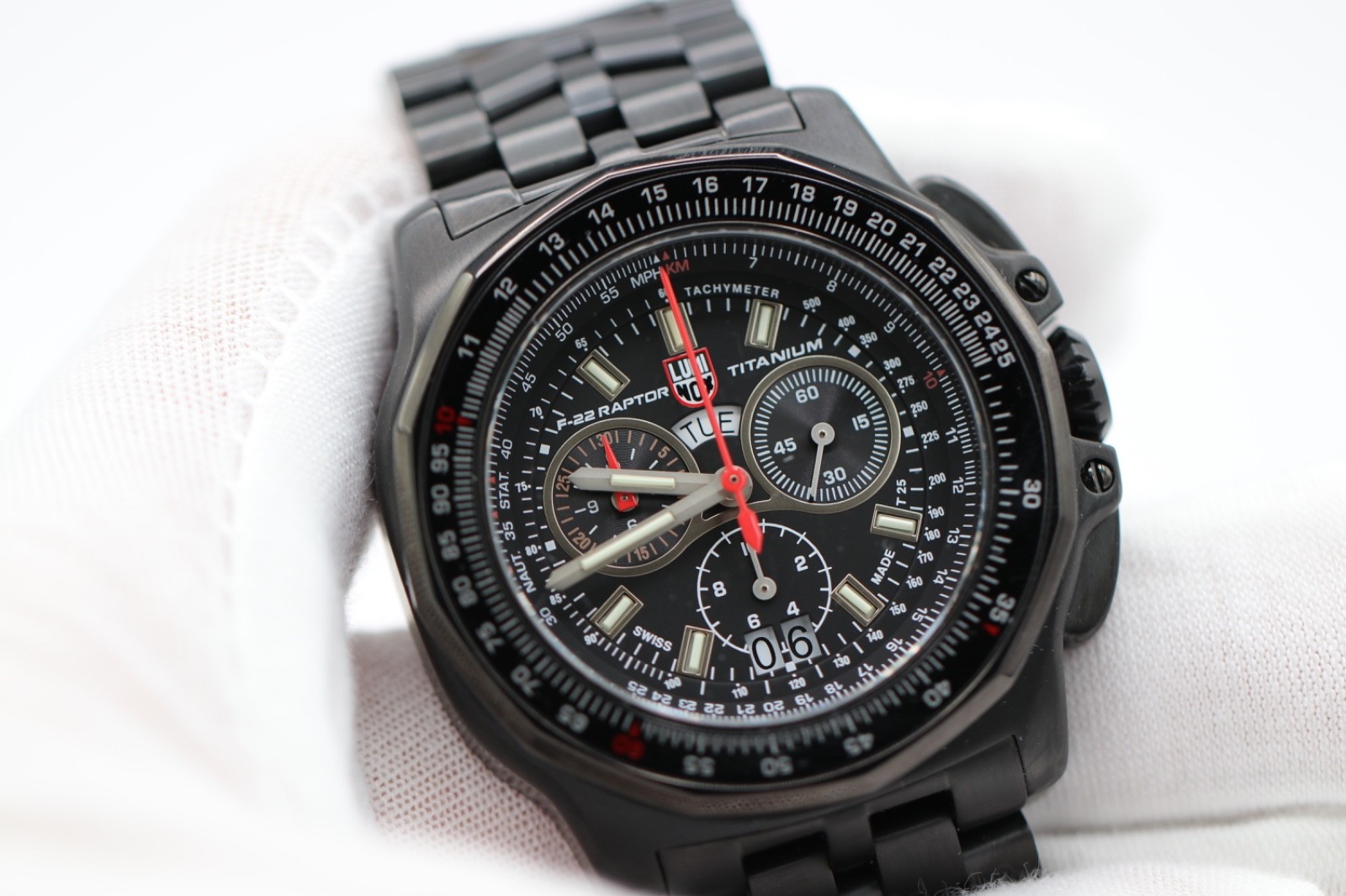 Luminox ルミノックス　XA.9272　ブラック　高級モデル チタニウム Luminox Men's Watch XA.9272 – Ashford.com