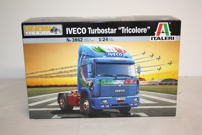 OVP NEU Italeri-3869-1:24 IVECO Stralis Active Space