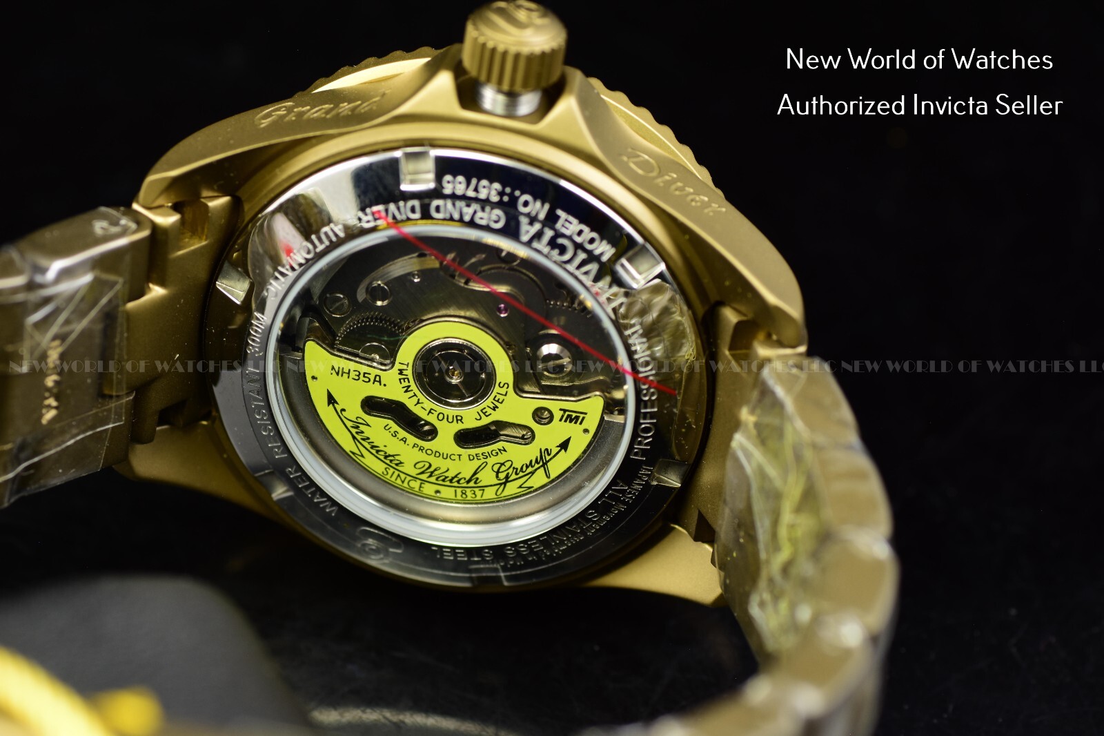 Pre-owned Invicta Women's Pro Diver 38mm Beige Dial Automatic Khaki Bracelet Watch