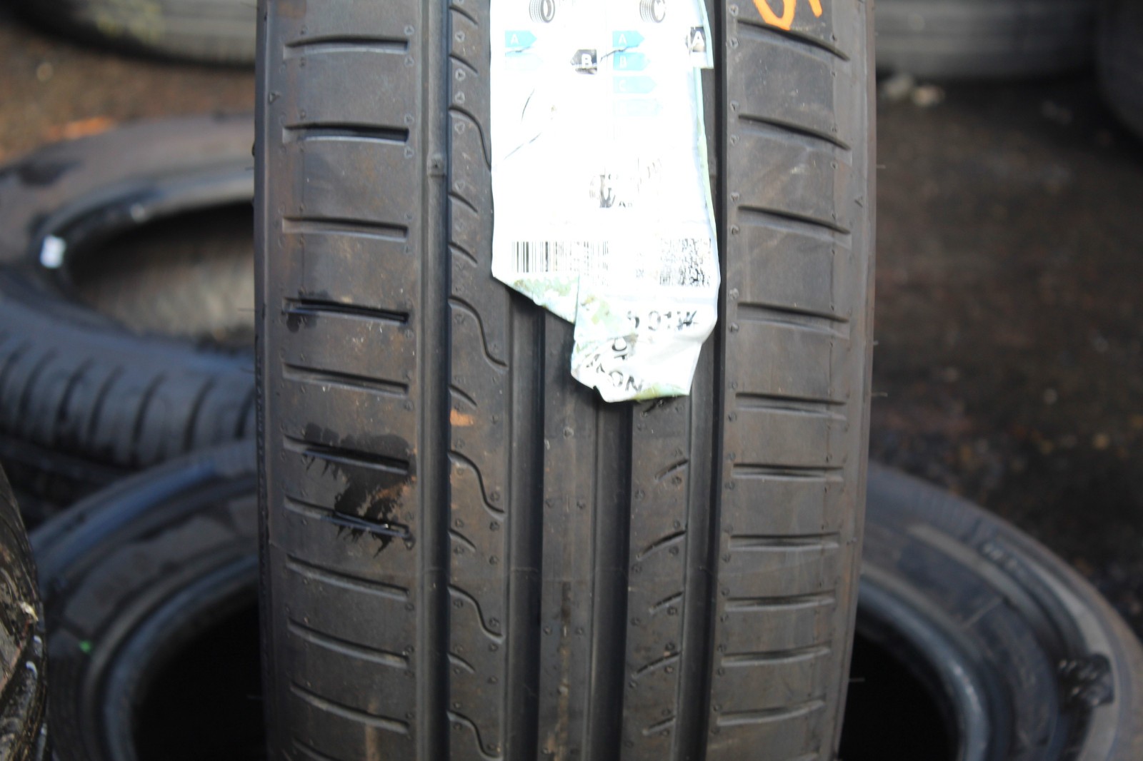 New 205 55 16 Dunlop, Sport Blue Response 91W x1 Single Tyre (F1_tyres) FO L3786