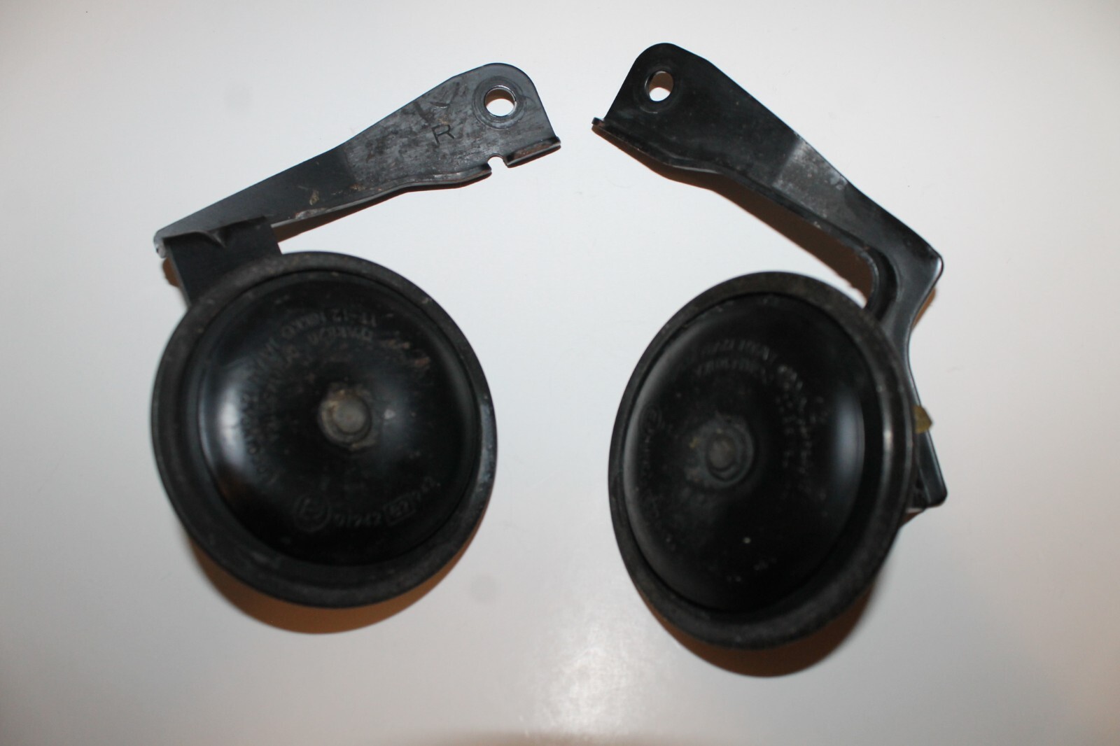 2002 - 2005 Kawasaki ZZR1200 ZX1200 Front left & Right Horn