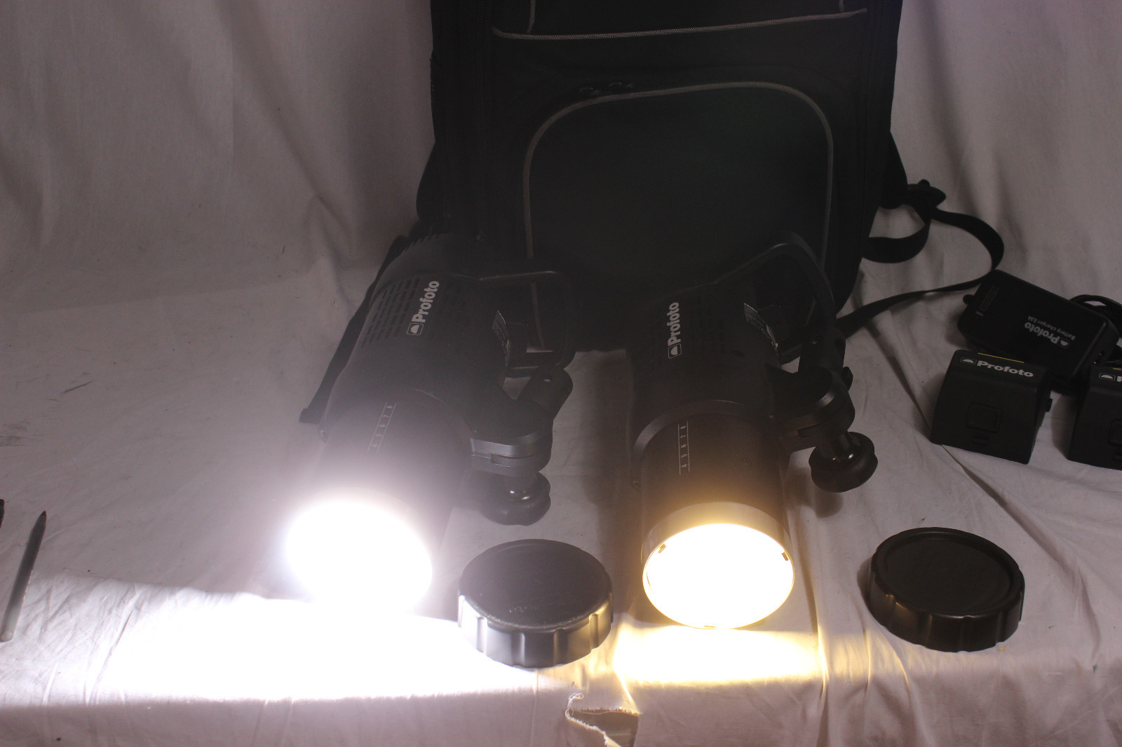 Profoto B1 500 AirTTL 2-Light Location Kit with Backpack and four batteries #3