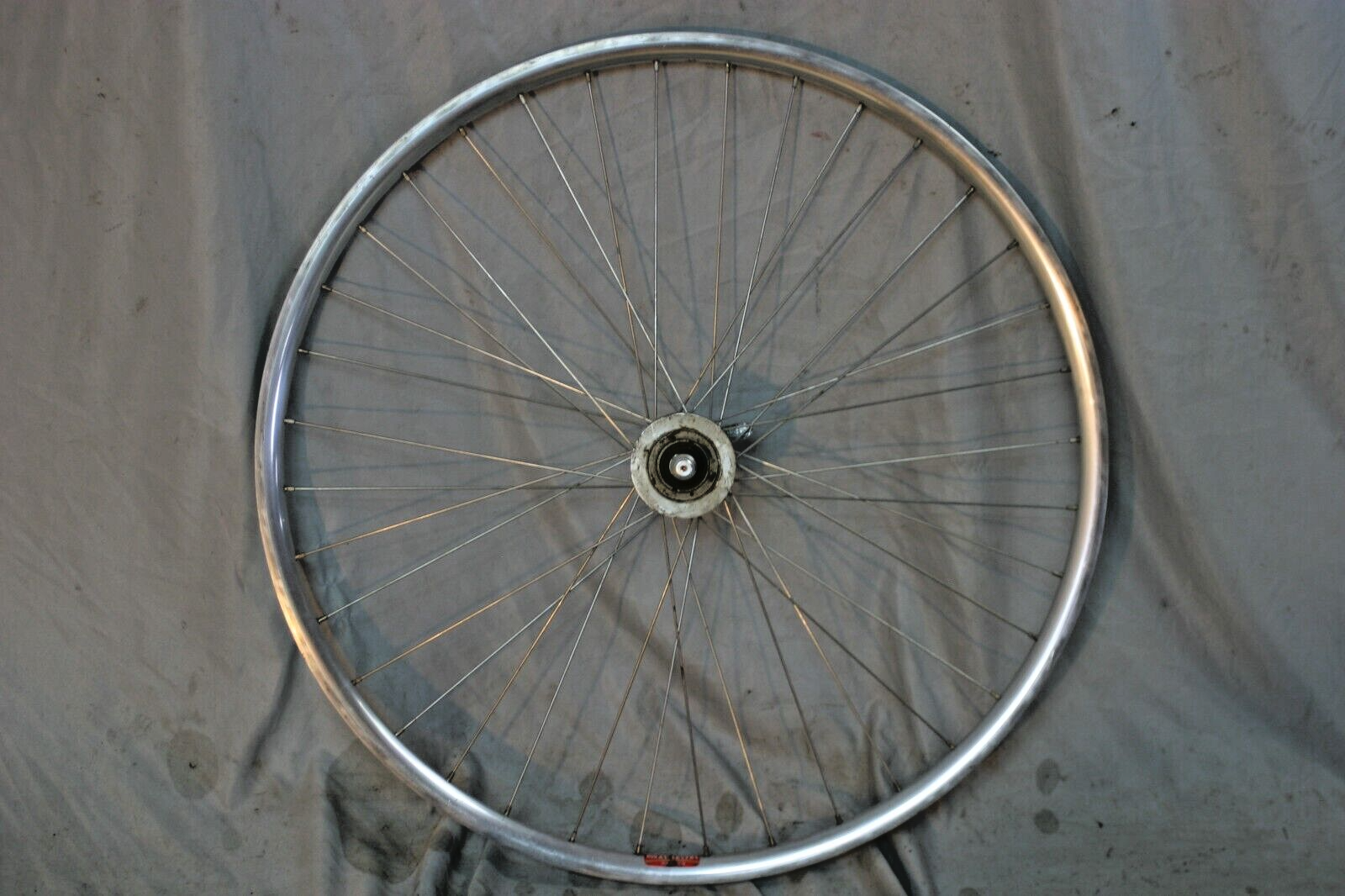 Araya Rear 700c Fixie Bike Wheel ACS Hub 100mm 22mm 32S AV