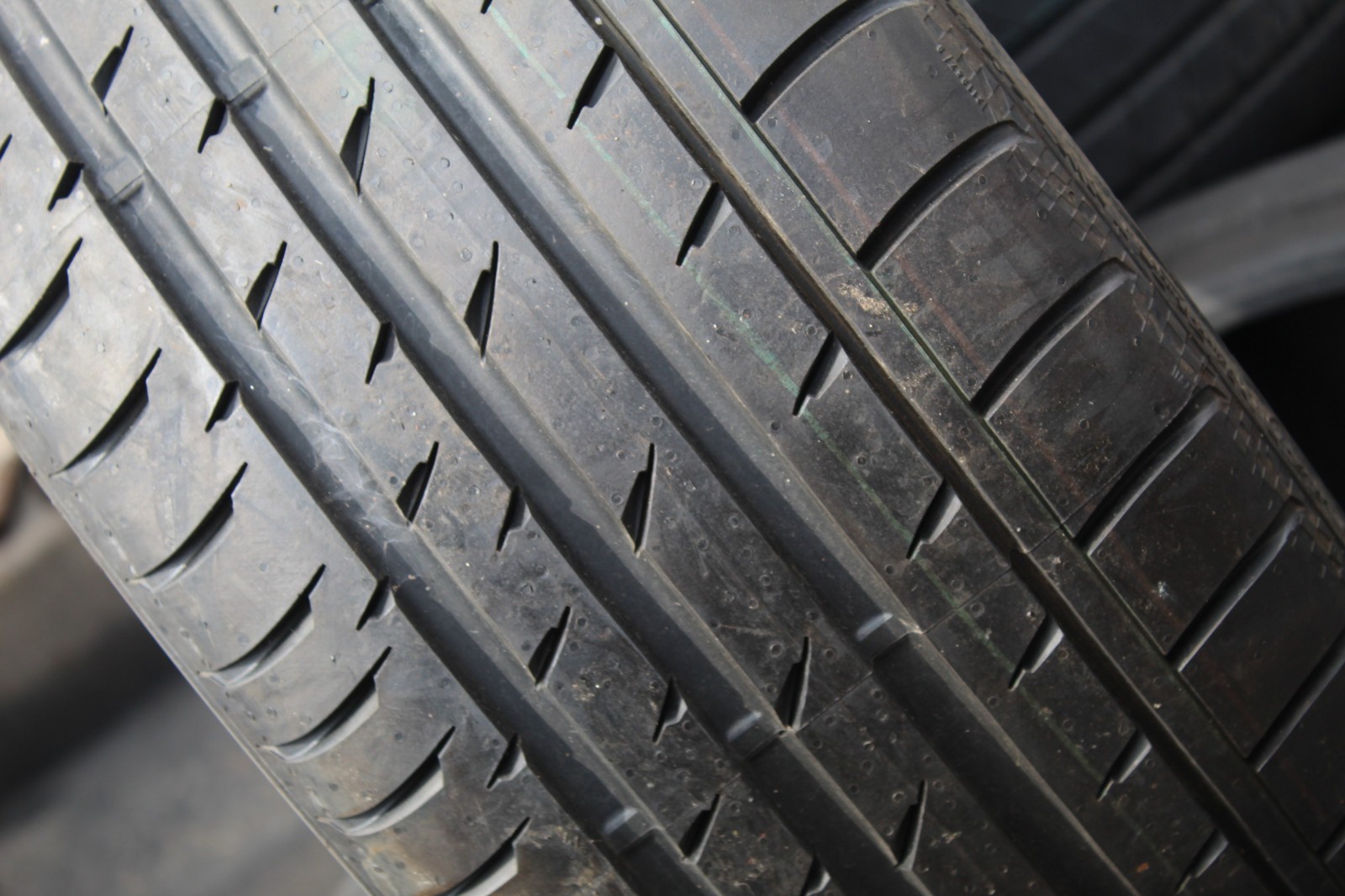 New 255 35 19 Continental, CSC 3, XL, RO1, 96Y x1 Single (F1_tyres) FOD L3697