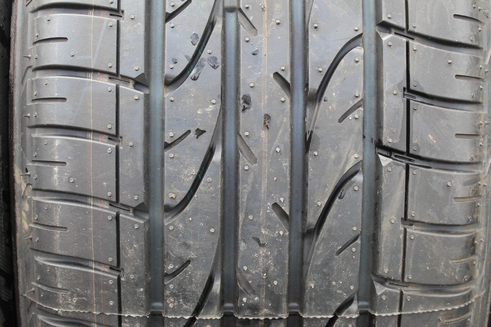 New 225 45 19 Bridgestone, Dueler HP Sport, 92W, x1 Tyre (F1_tyres) L3423