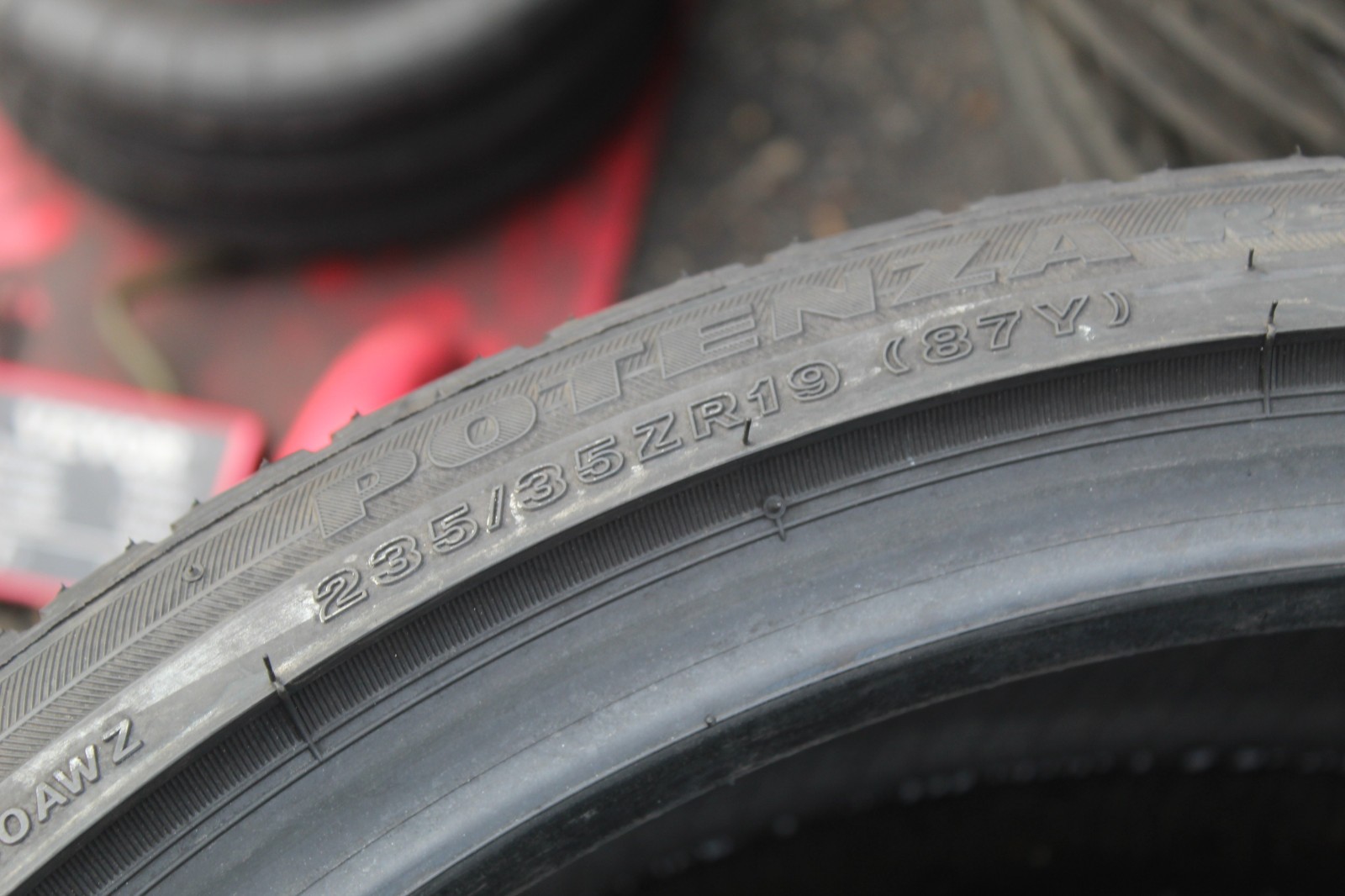 235 35 19 Bridgestone, Potenza, N1, 87Y, x1 Single Tyre 7.5mm (F1_tyres) L3851
