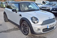 2011 MINI HATCHBACK 1.6 Cooper Soho 3dr HATCHBACK PETROL Manual