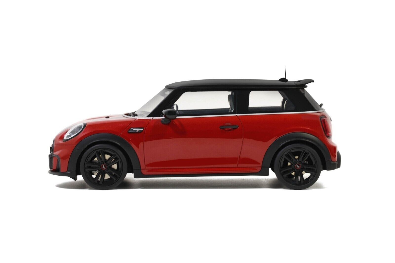 オットー　ミニ　クーパーs ジョンクーパーワークス　1/18 ミニカー　レッド 1/18 Mini Cooper S JCW Package 2021 Red Resin Model Car by