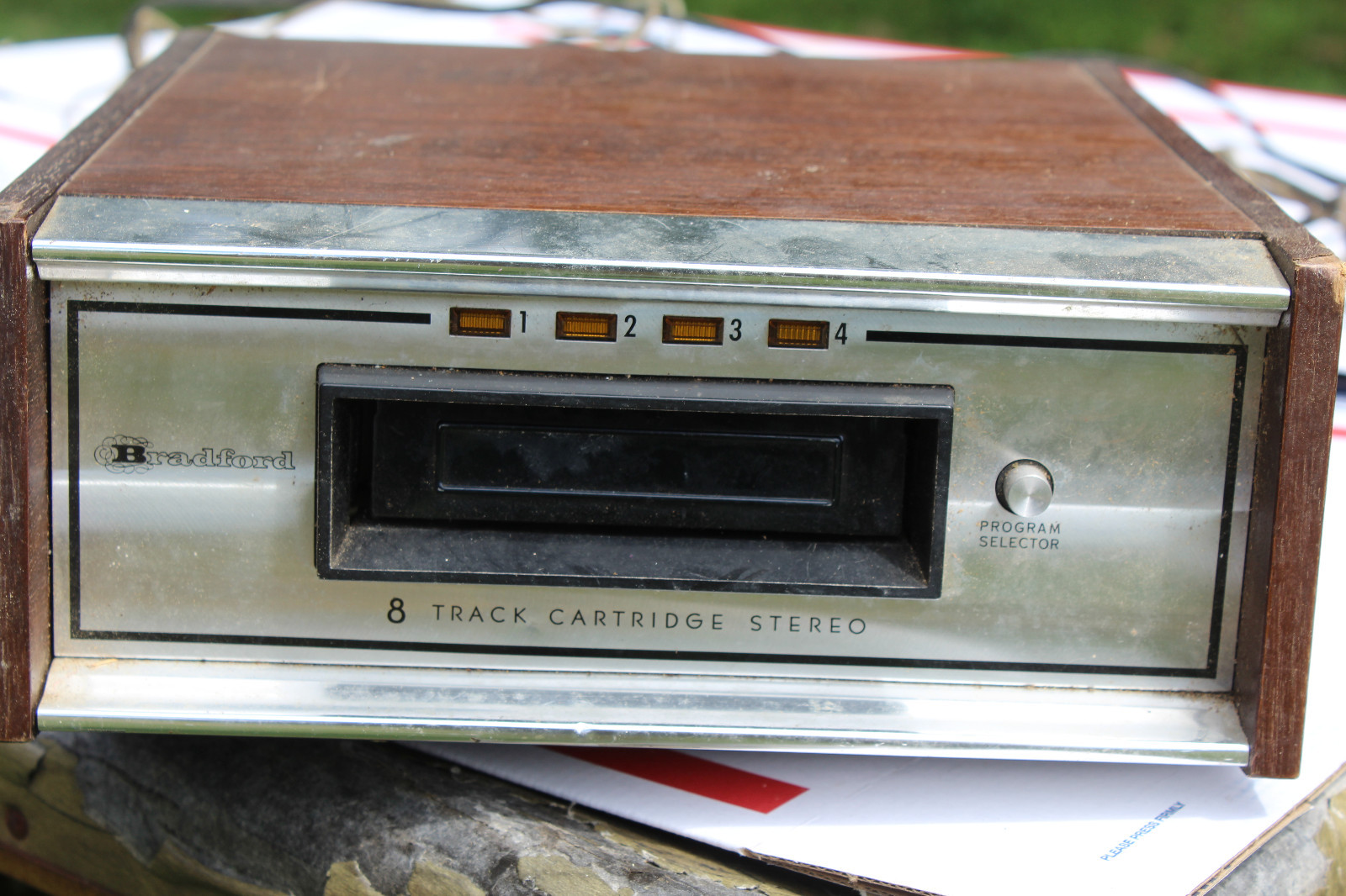 Vintage Bradford 8-Track Cartridge Stereo Player Radio RS-802US Rare