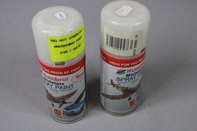 ZC4043 Humbrol lot 2 bombe aerosol maquette spray paint 150ml vernis satin 135
