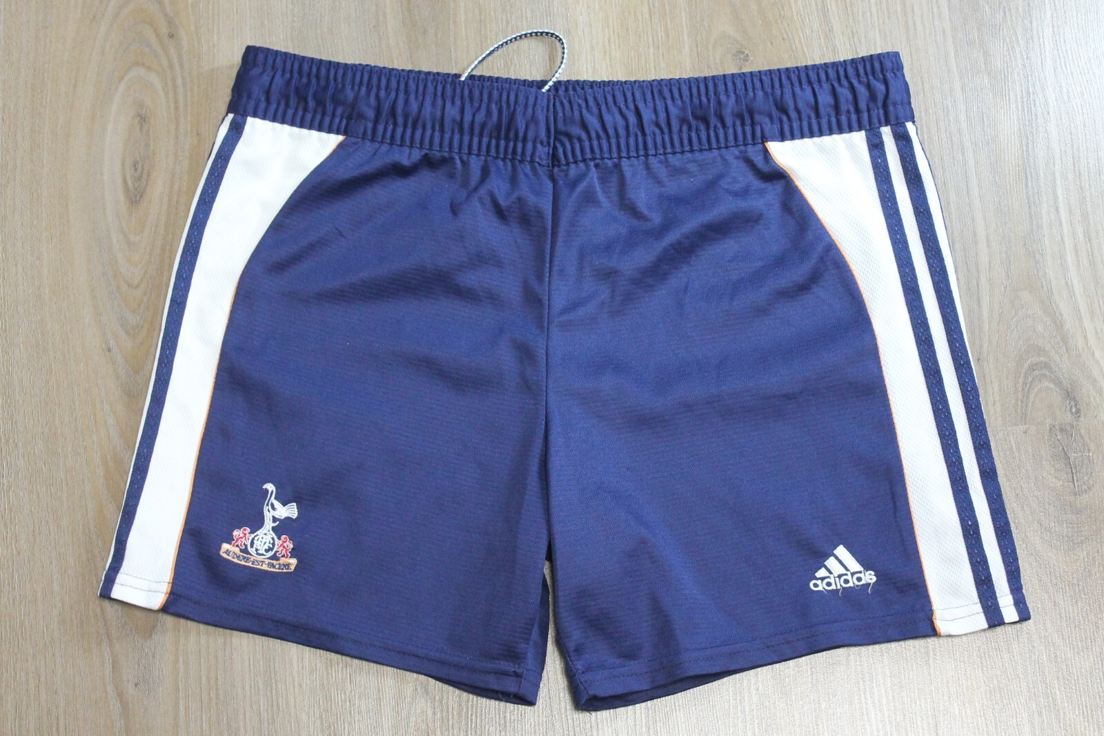 achieve】 00s Tottenham short pants