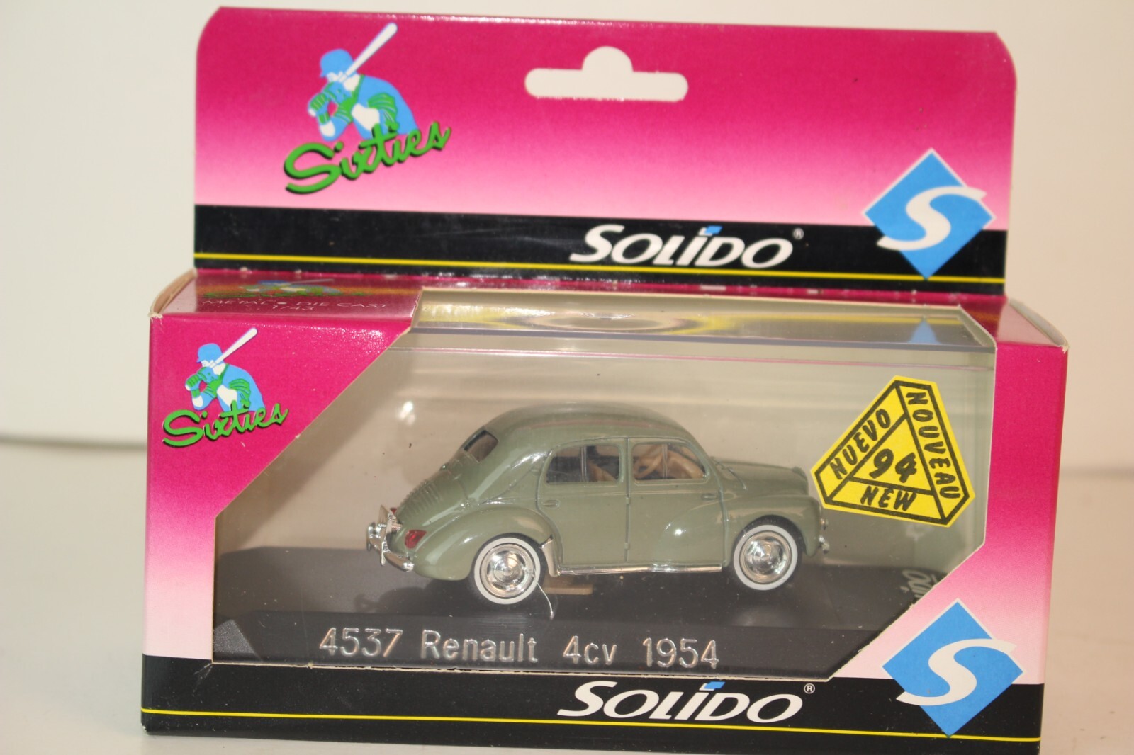 Solido #4537, 1954 Renault 4cv, Sedan 1:43 Scale Boxed | eBay