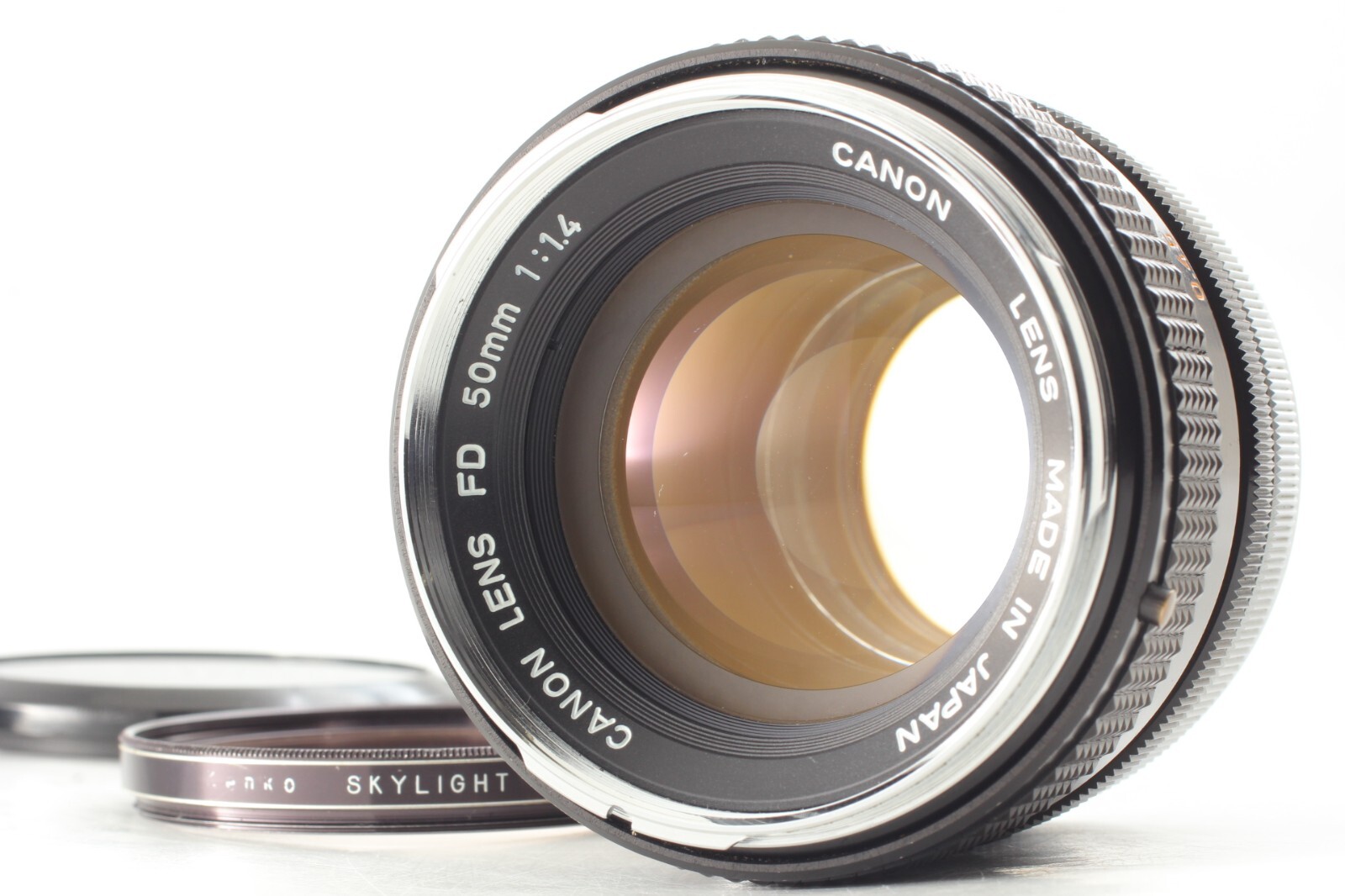 Canon LENS FD 50mm 1:1.4 (美品） Vintage Canon 50mm FD Japan Film Fast Camera Lens f / 1.4