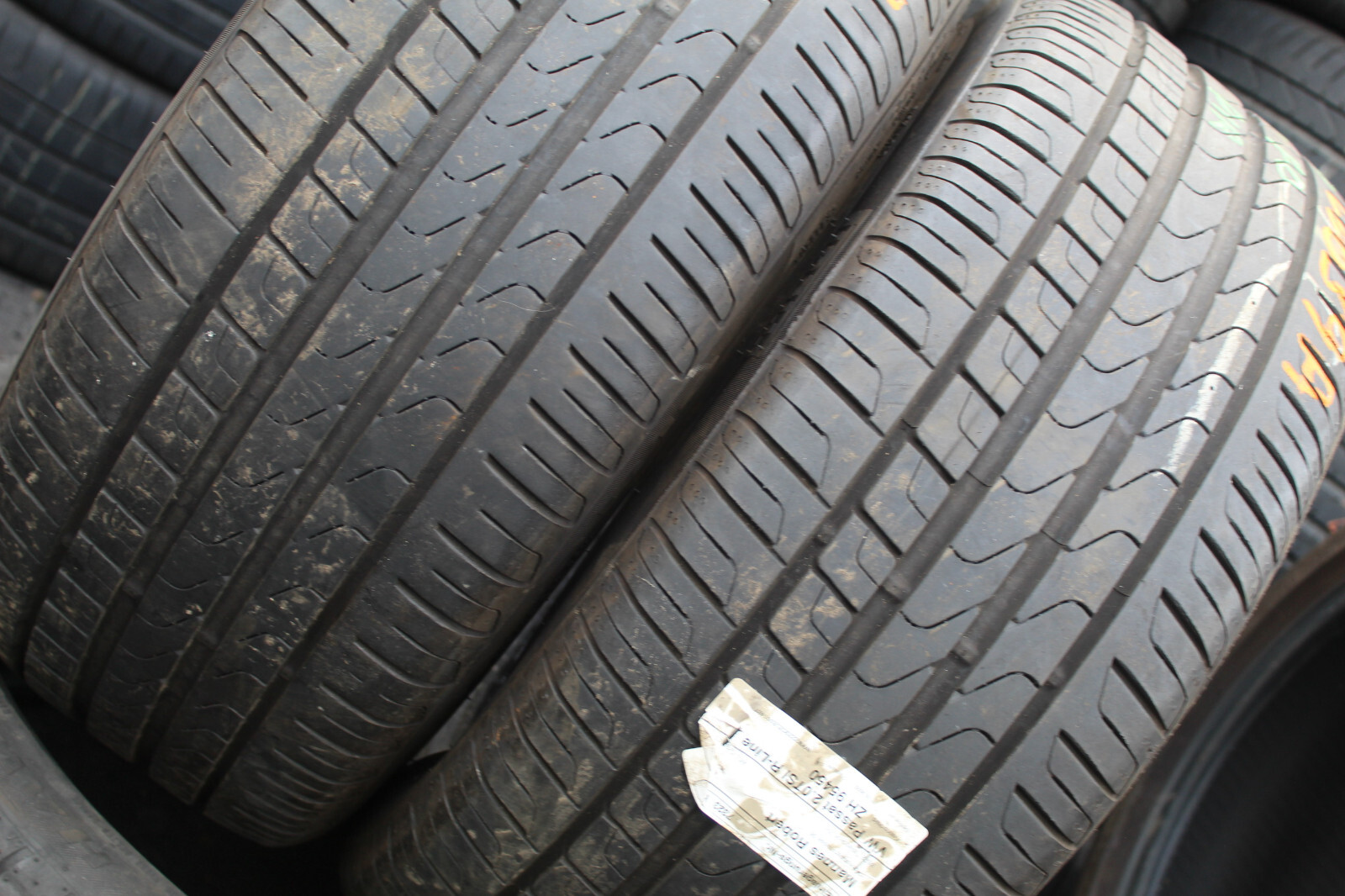 235 40 19 Pirelli, Cinturato P7, XL, 96W, x2 A Pair 6.5mm (F1_tyres) FO L2639
