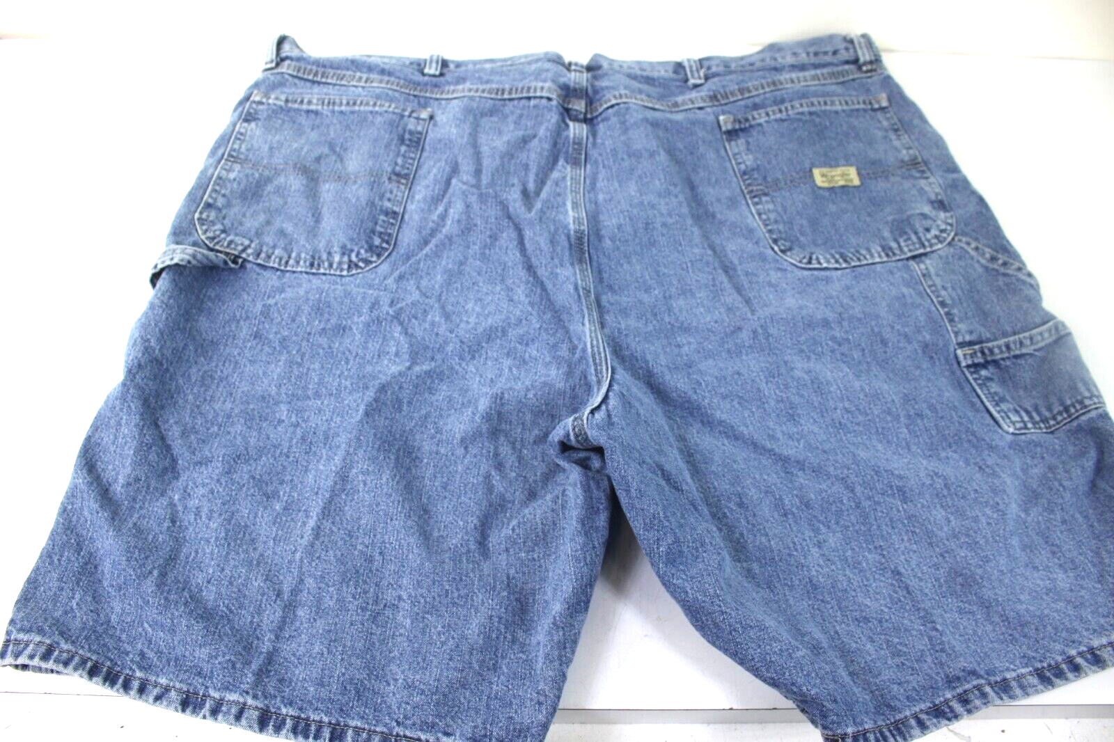Wrangler Men's 48w x 10L Carpenter Denim Jean Shorts #D125