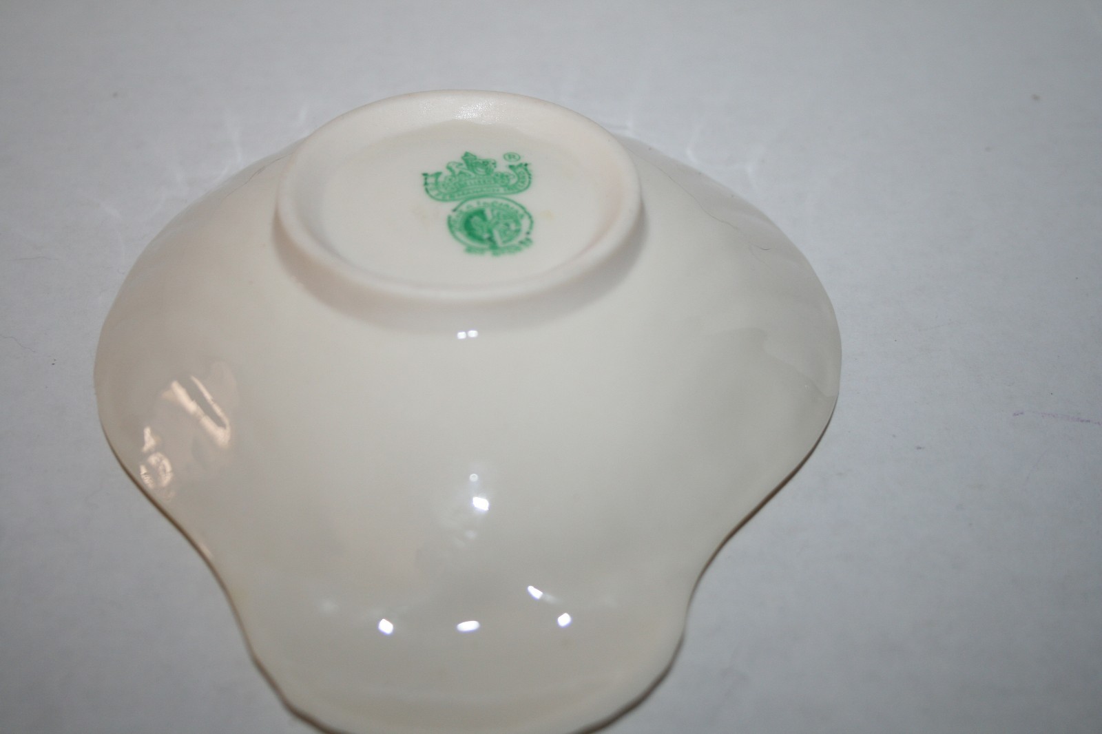 BELLEEK NUT/CANDY DISH...VINTAGE...REALLY NICE PIECE