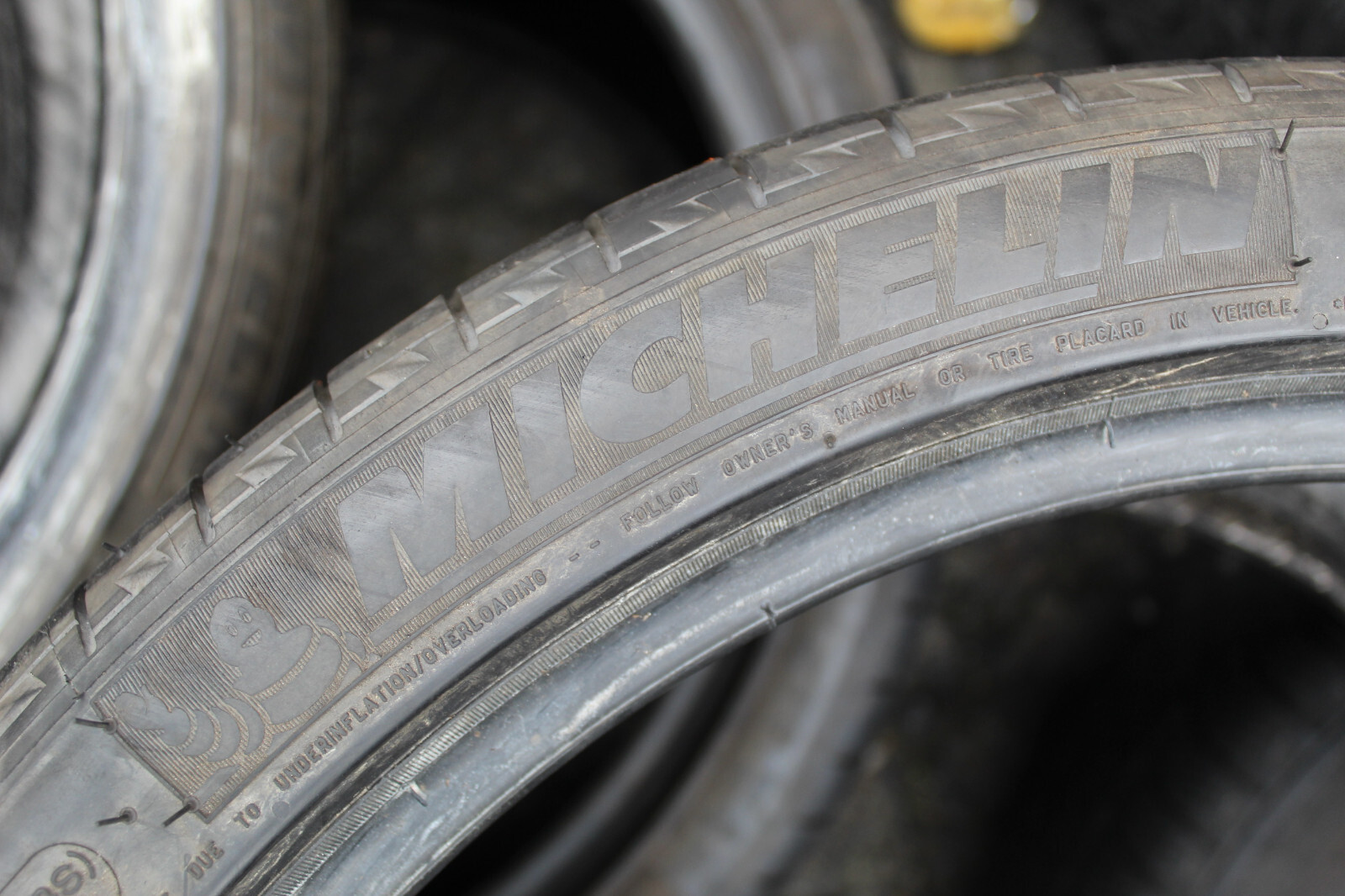 285 30 18 Michelin, Pilot Sport PS2, N3, 93Y, x2 A Pair 5.8mm (F1_tyres) L2516