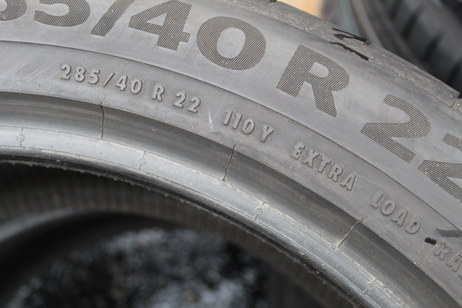 285 40 22 Continental, SC 6, XL, AO, 110Y, x2 A Pair 5.5mm (F1_tyres) L3156