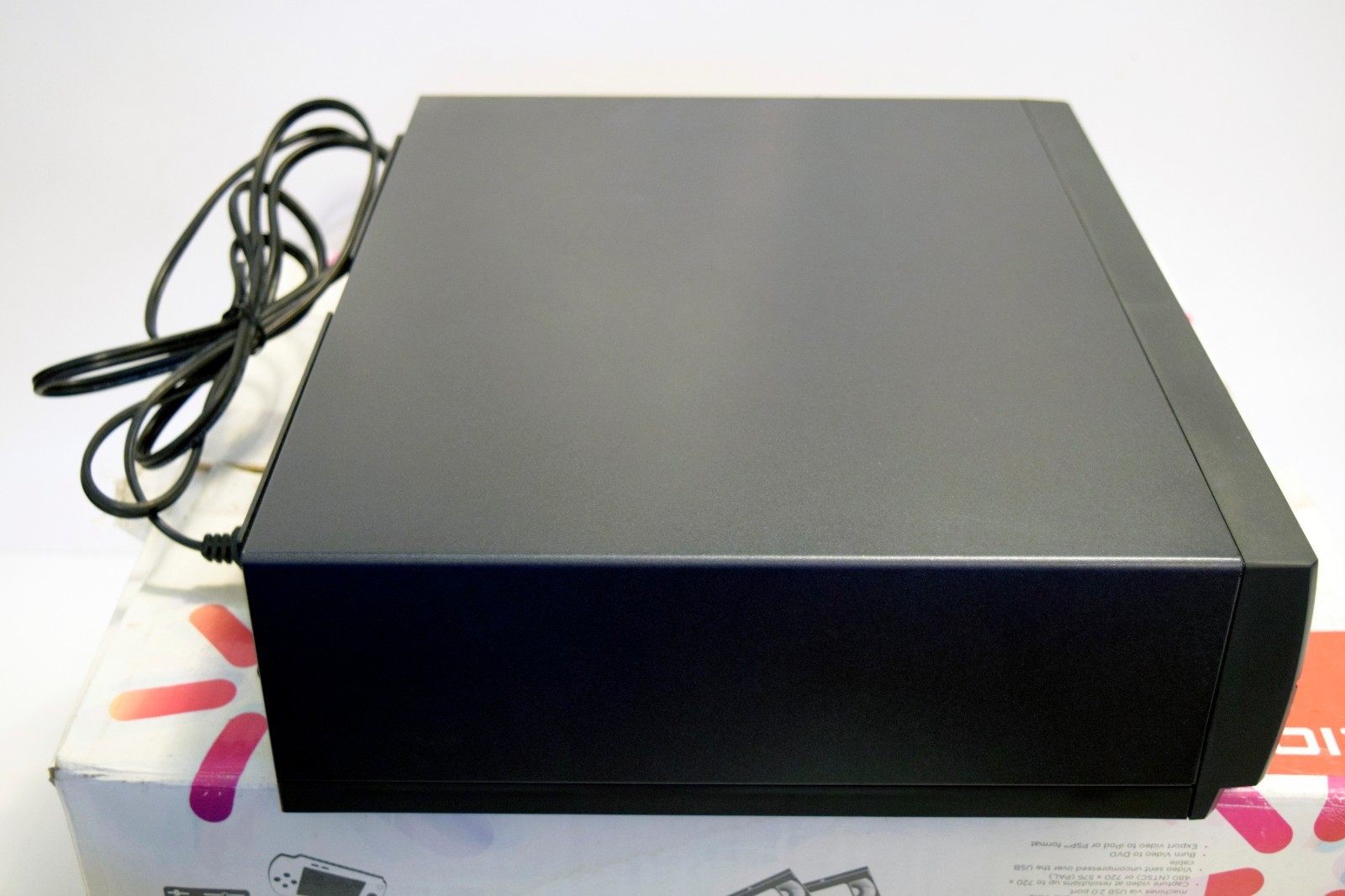 ION Audio VCR 2 PC USB VHS Video to Computer Converter (ORIGINAL PACKAGING)