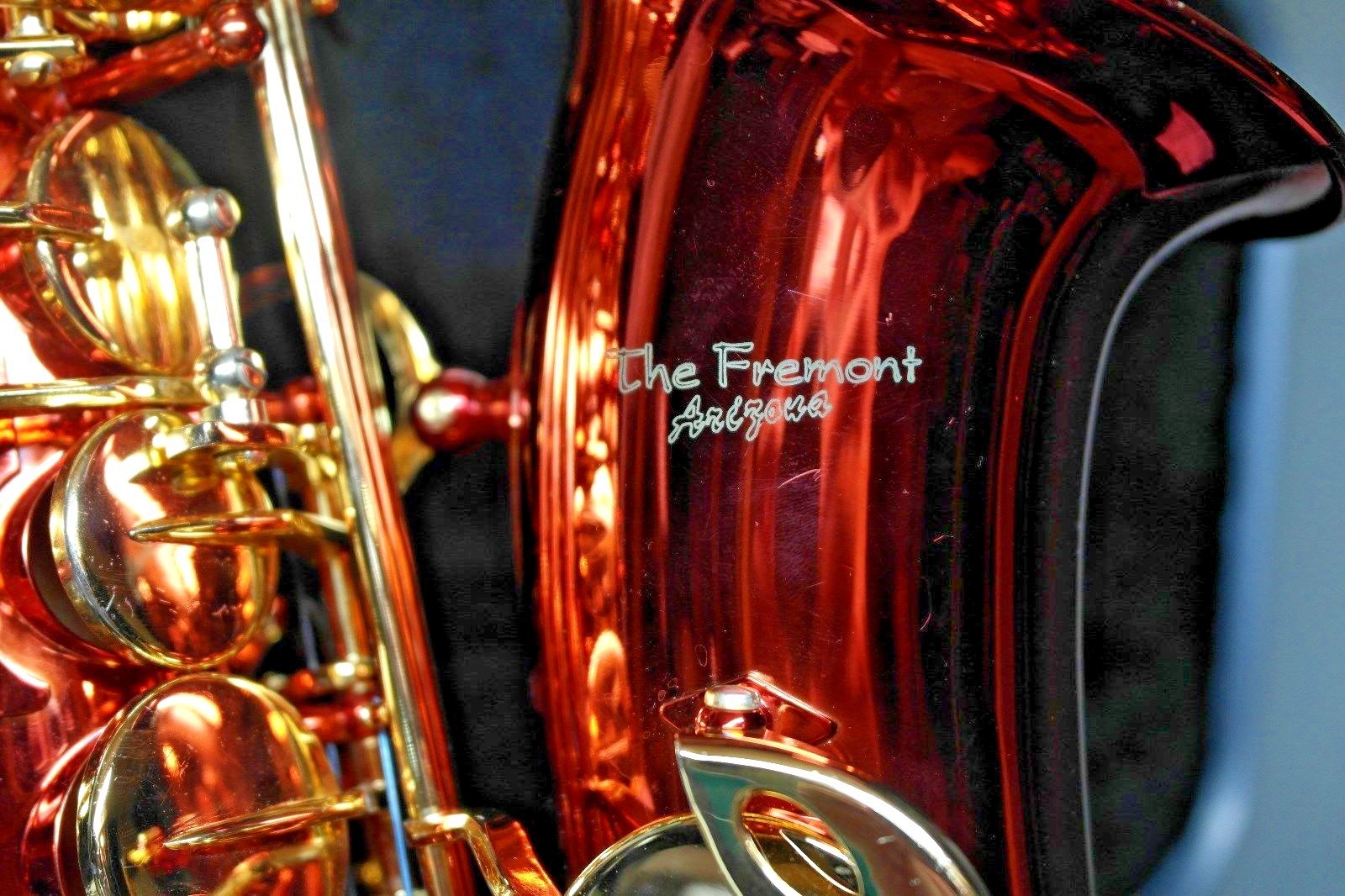 The Freemont Arizona Saxaphone w/case