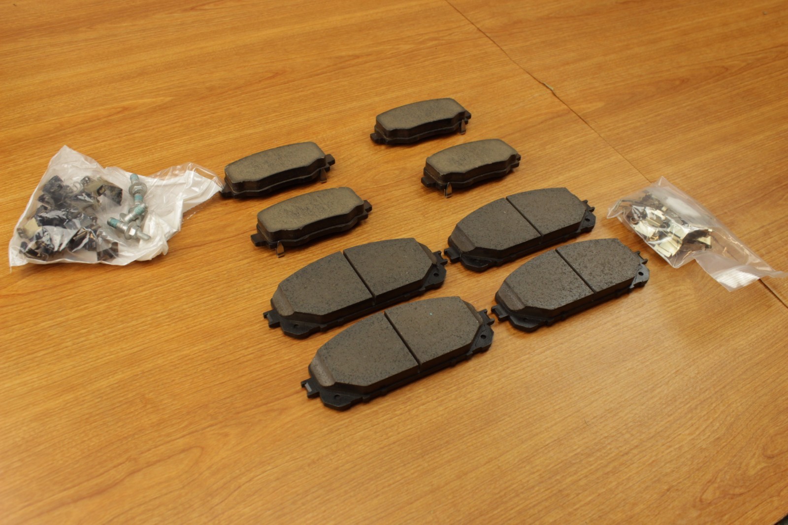 Dodge Dart Srt >> 2014-2018 Jeep Cherokee Front & Rear Brake Pad Set Mopar ... Dodge Dart Srt >> 2014-2018 Jeep Cherokee Front & Rear Brake Pad Set Mopar ...