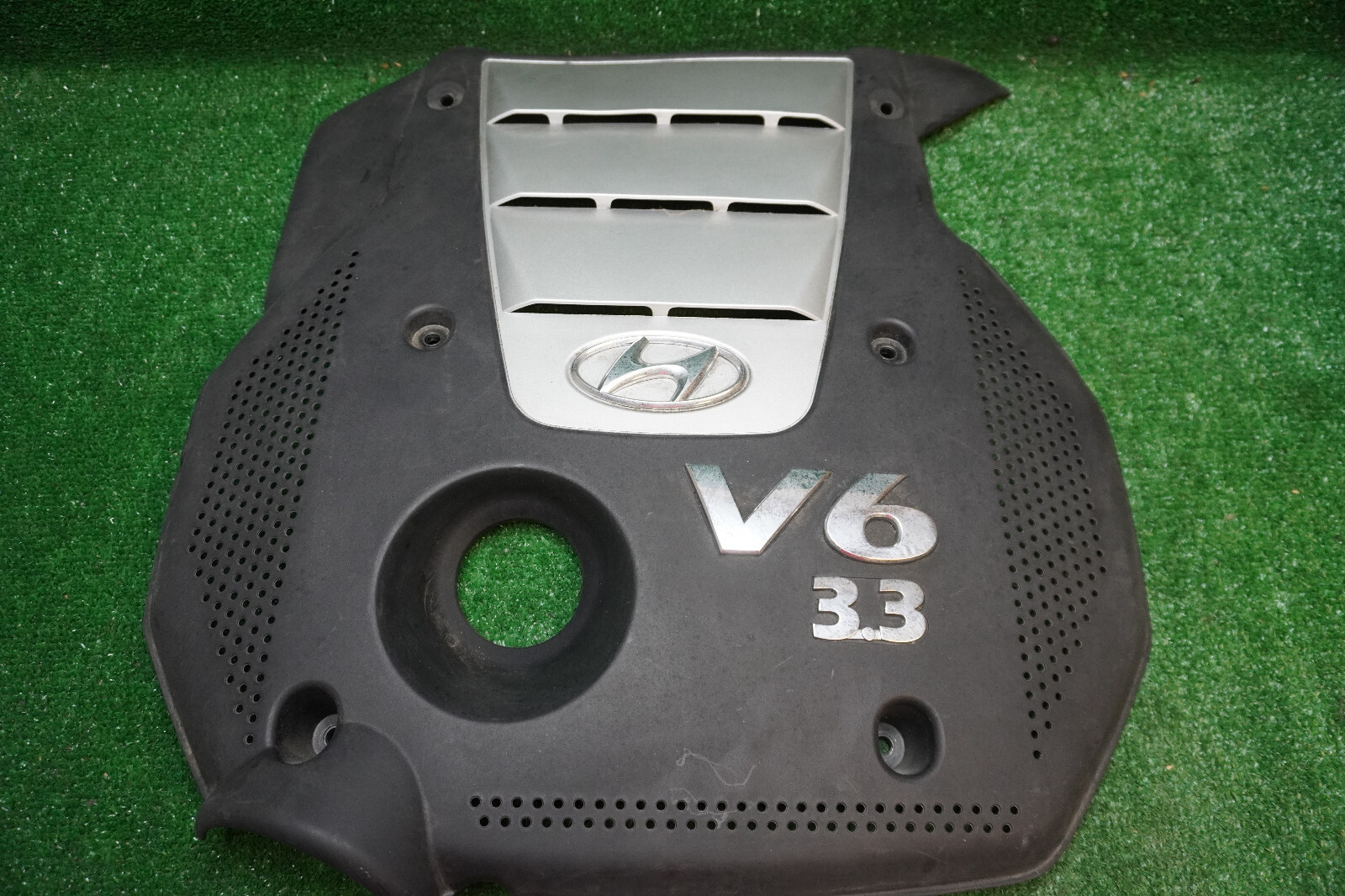2006 2007 08 09 10 HYUNDAI AZERA Engine Cover OEM 29240