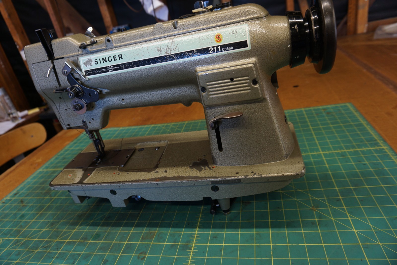 Singer 211U566A Industrial Walking Foot Sewing Machine(Head Only)(U Bobbin)