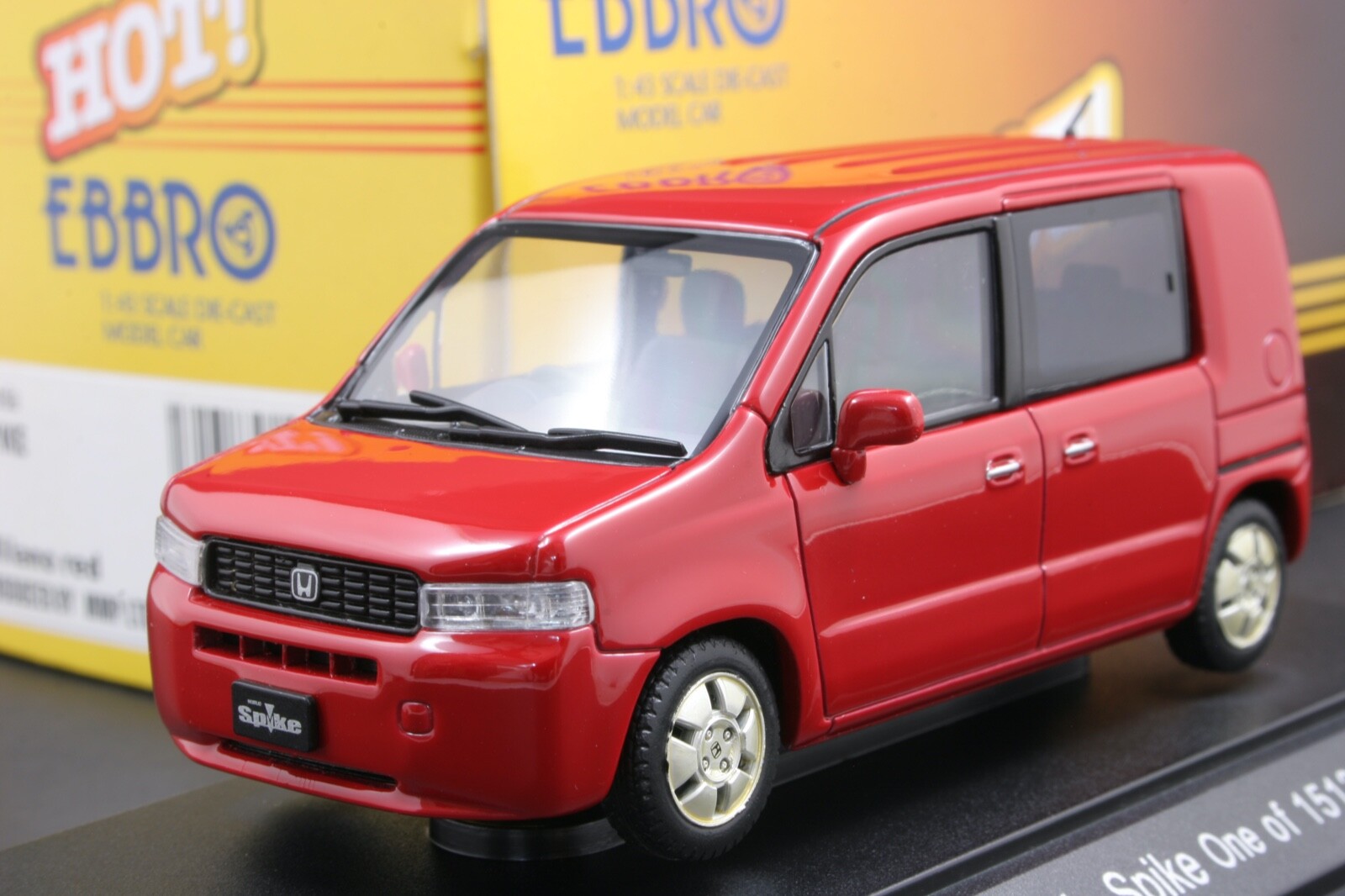 【美品】1/43 エブロ トヨタ 1995 51pMegHzFIL._AC_SY200_QL15_.jpg