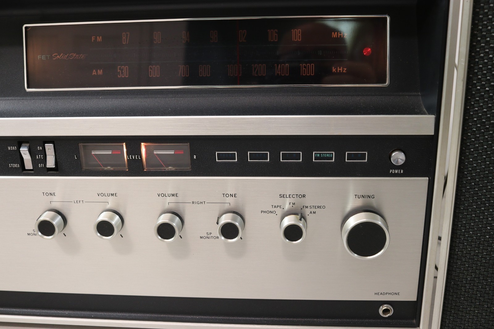 Vintage Panasonic FM/AM Bookshelf Stereo Cassette W/ Speakers RS-280S Wood Grain